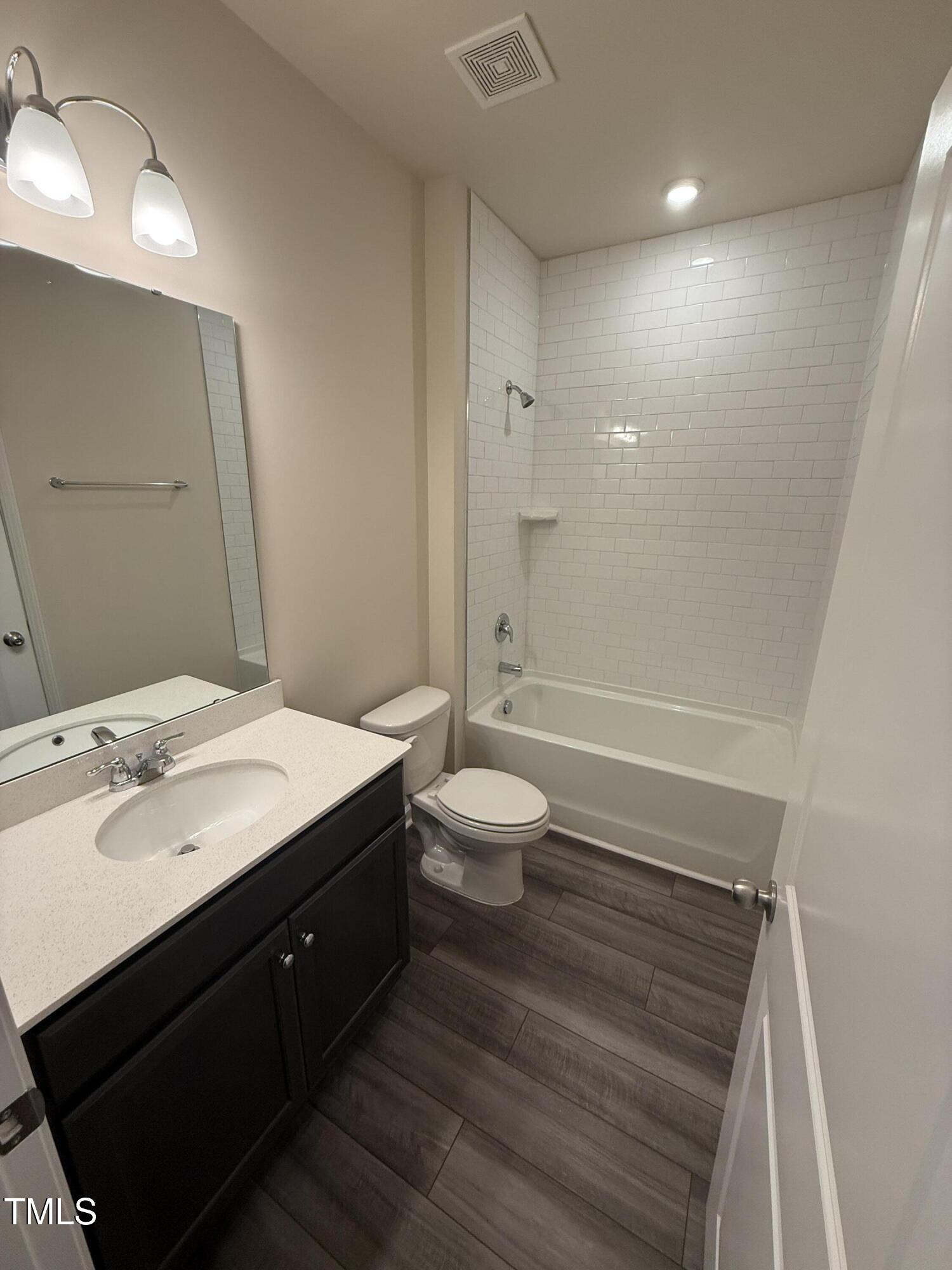 652 Dallas Rose Drive Property Photo 8