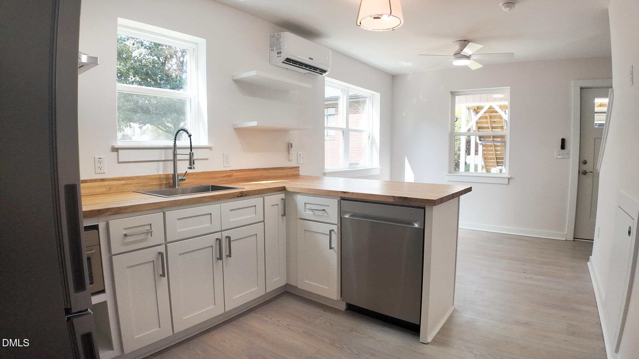 1308 Sedgefield Street C Property Photo 5