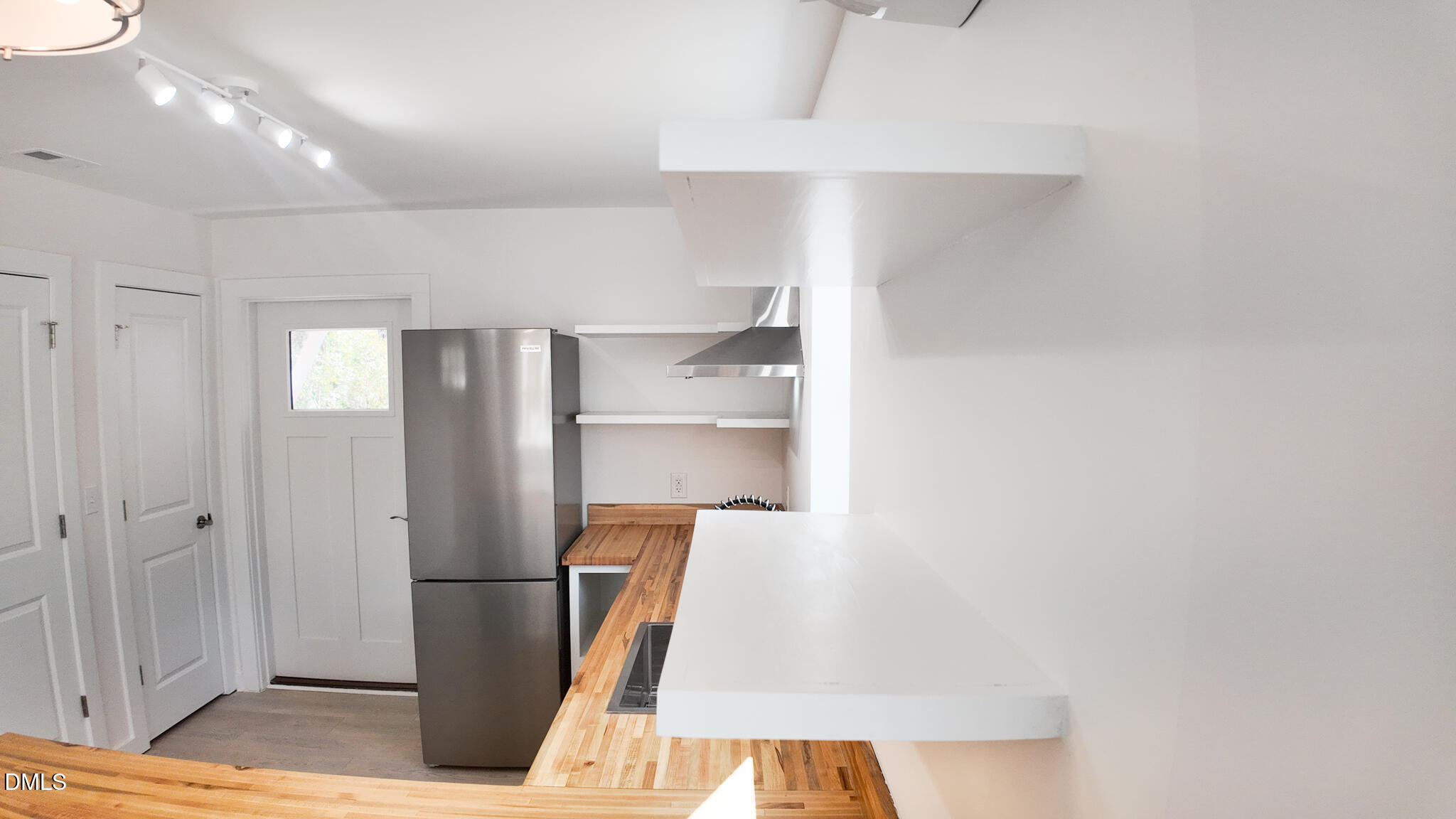 1308 Sedgefield Street C Property Photo 12