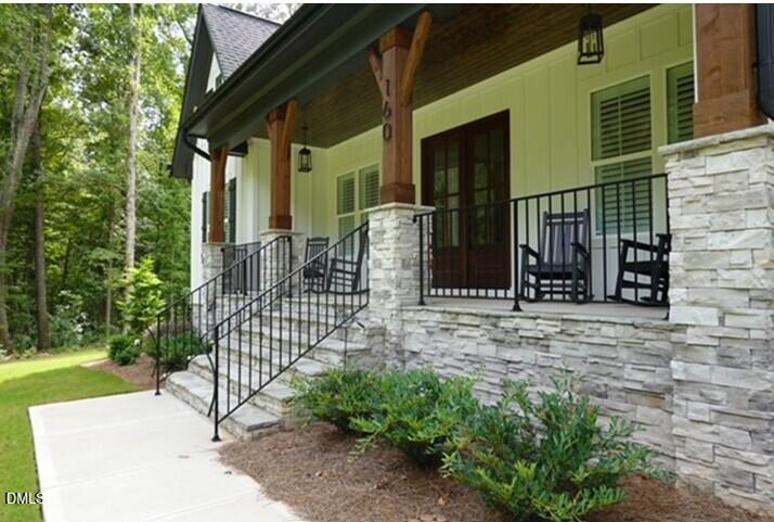 160 Roberson Creek Road Property Photo 4