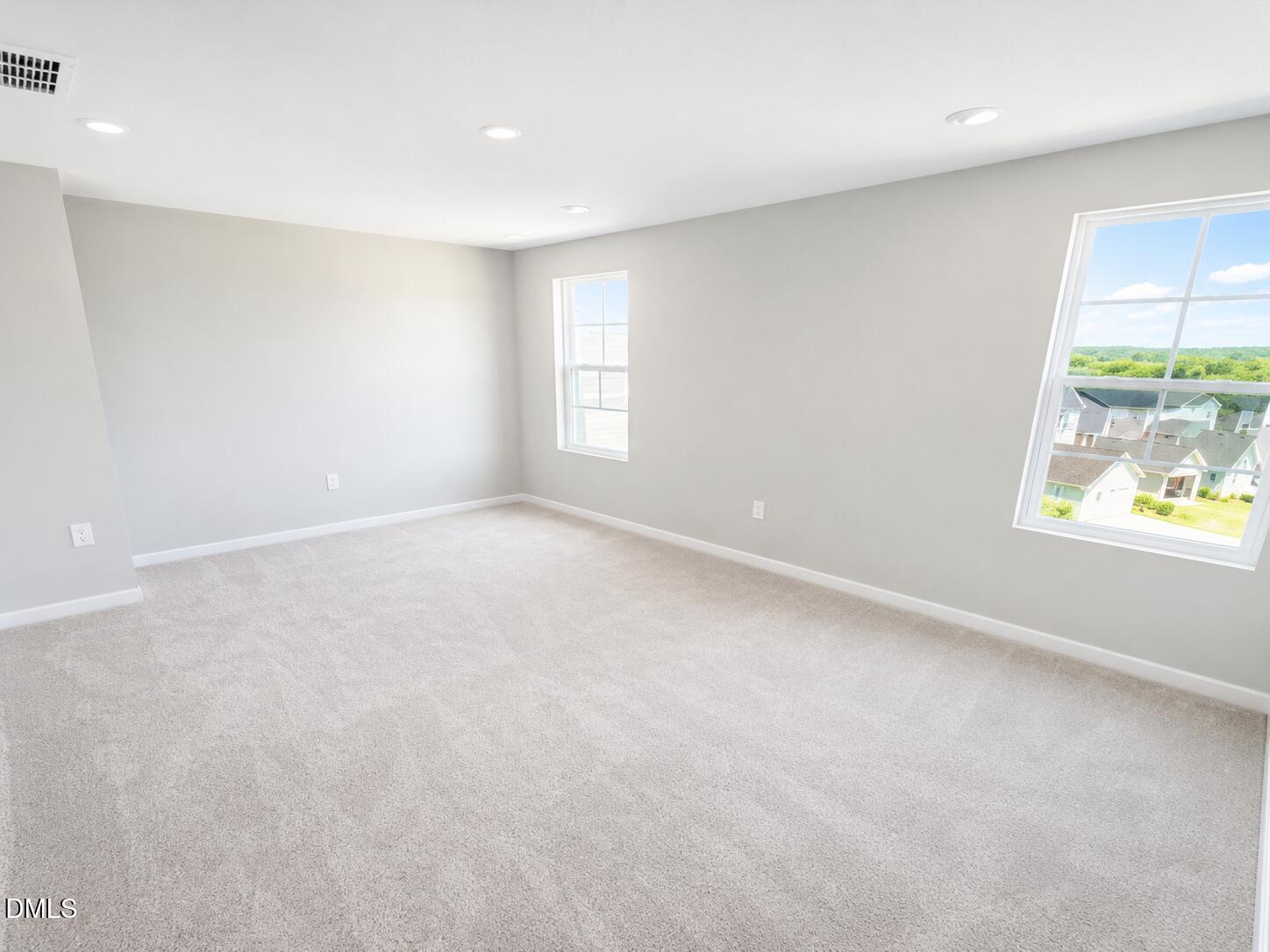 640 Gimari Drive Property Photo 6