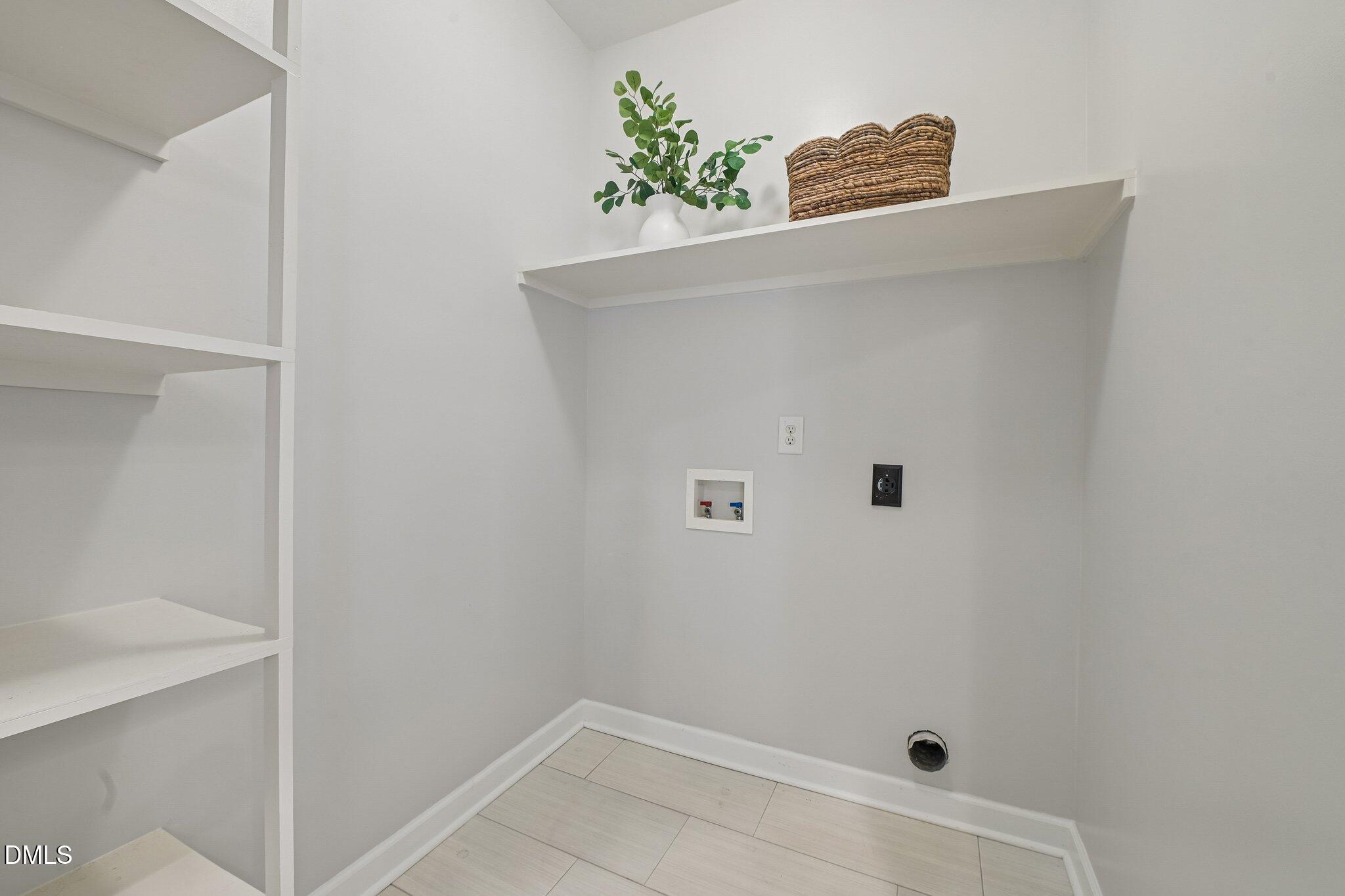 1203 Celandine Drive Property Photo 20