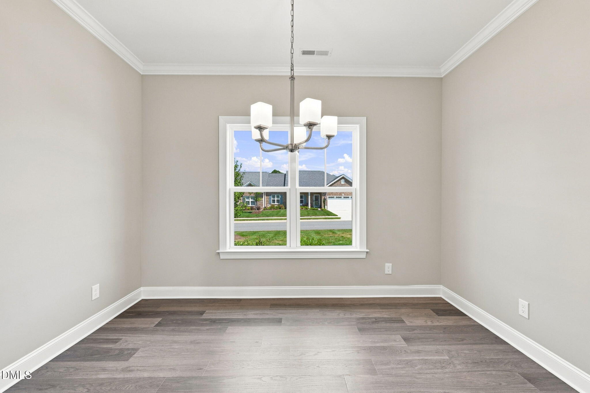 2363 Whelen Drive Property Photo 11