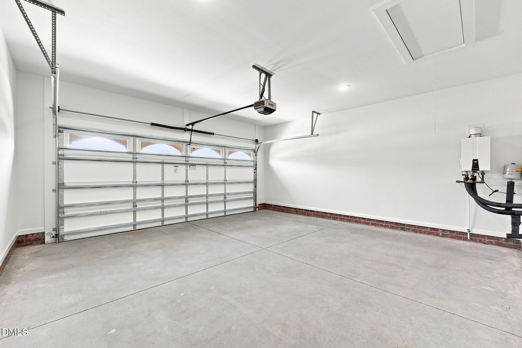 2363 Whelen Drive Property Photo 24
