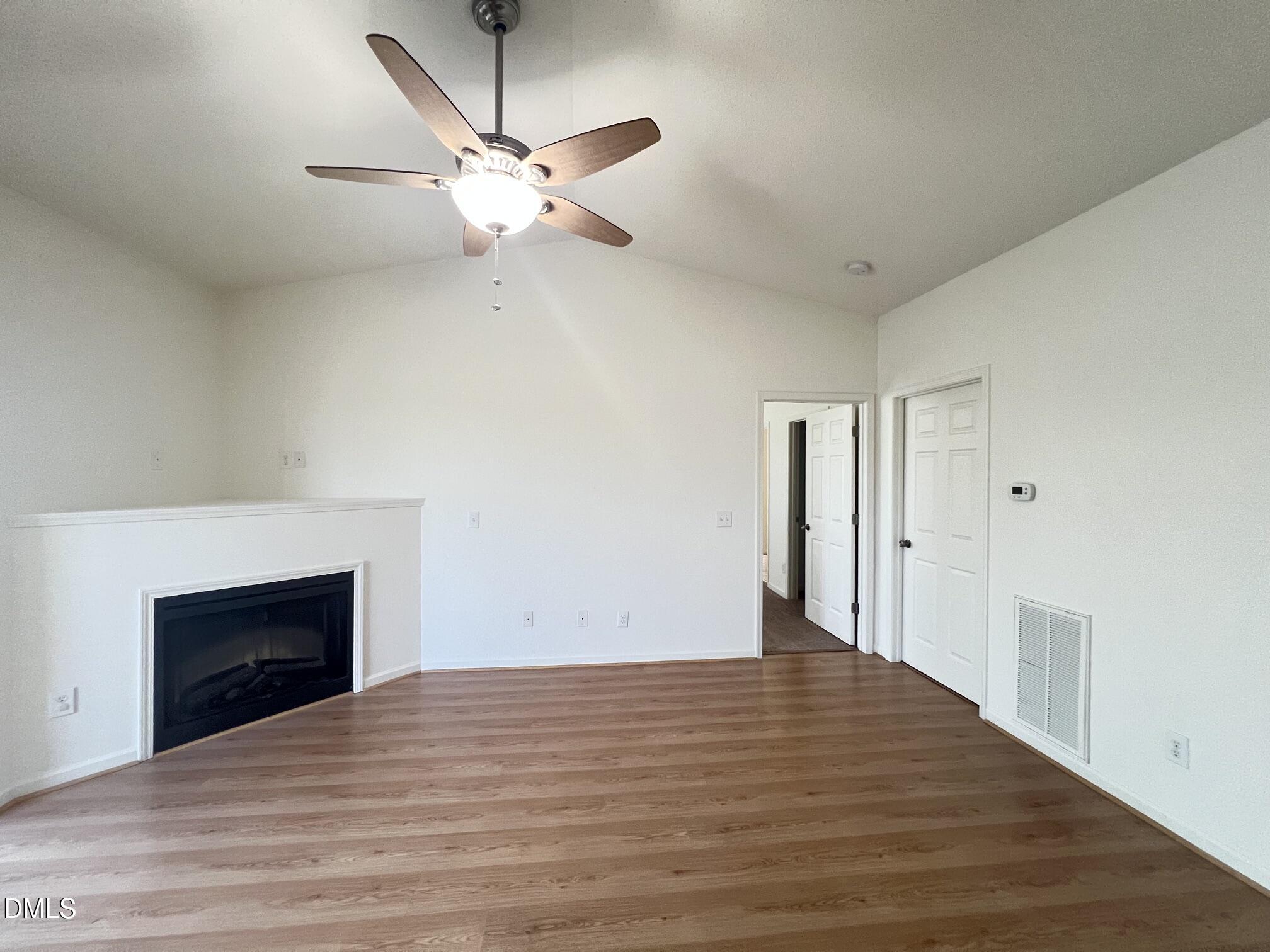 2501 Huntscroft Lane Property Photo 3