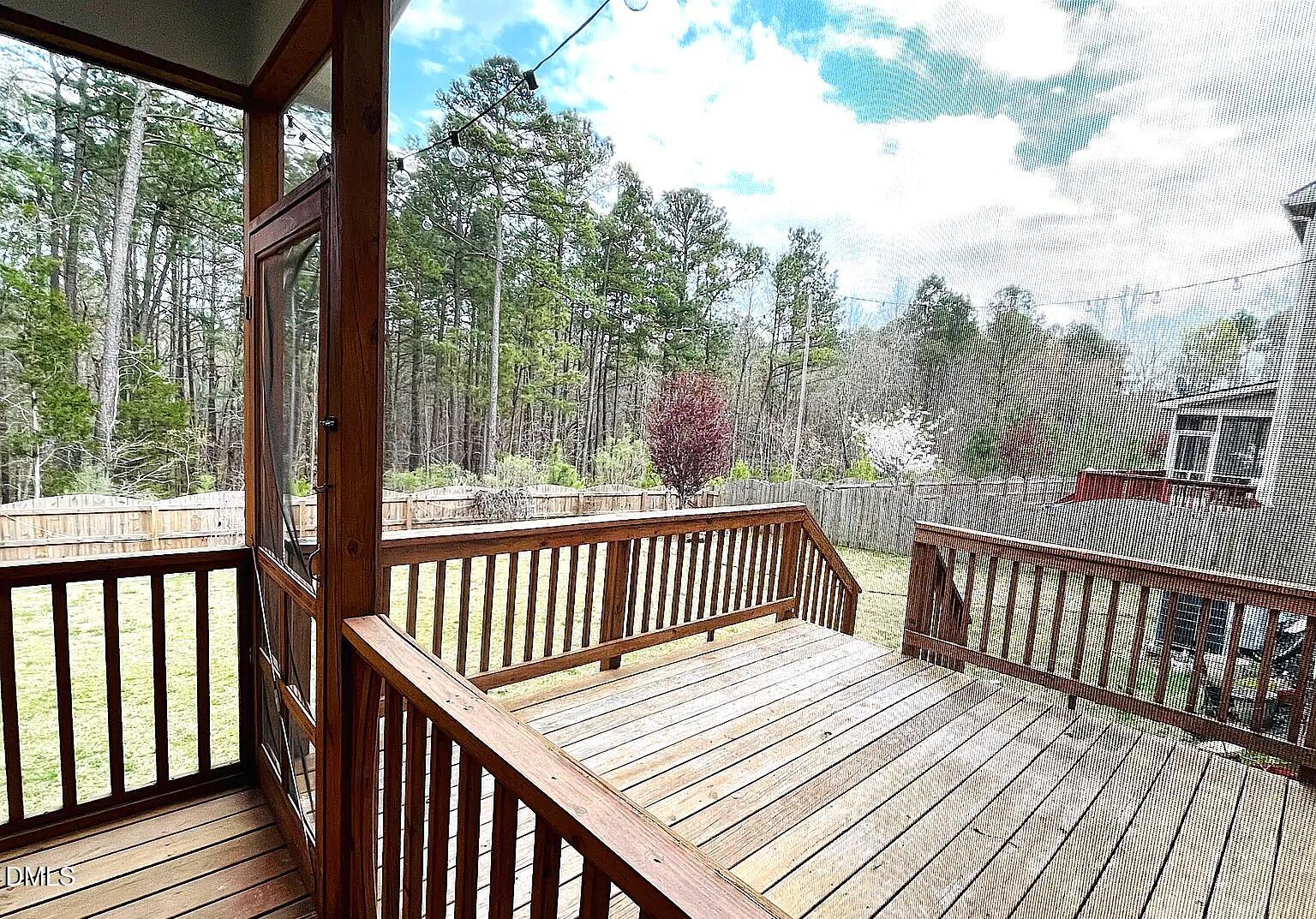 120 Filigree Way Property Photo 7