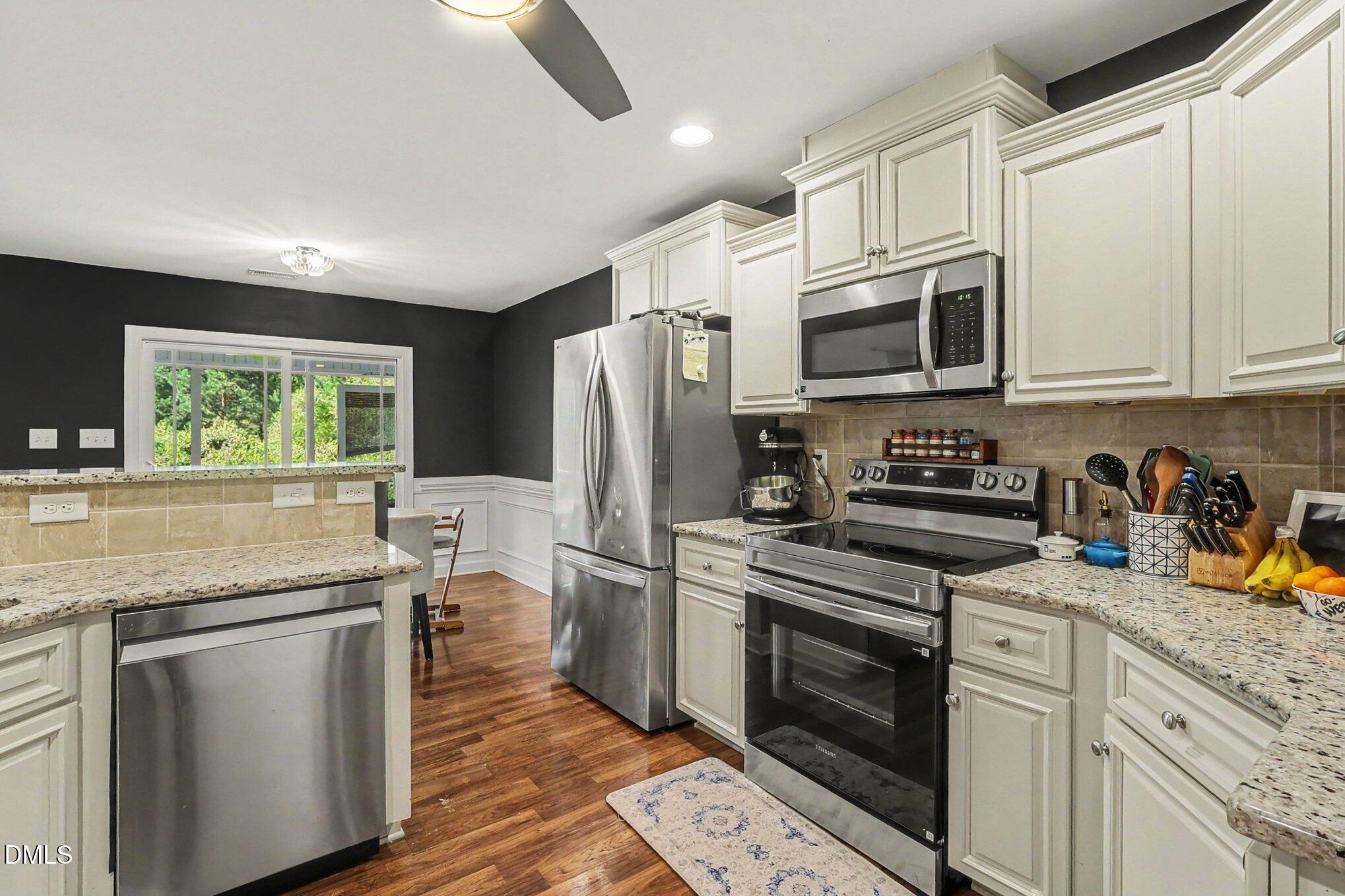 122 Shetland Lane Property Photo 13