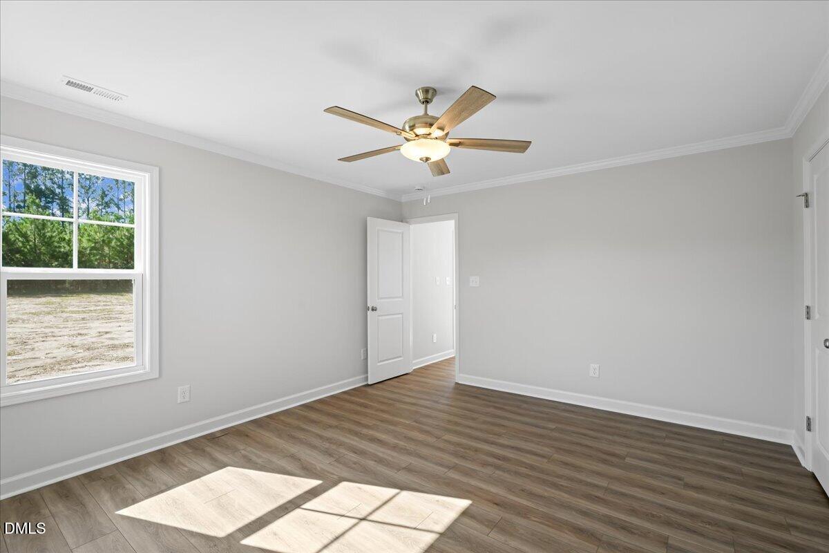 314 E Howard Street Property Photo 18