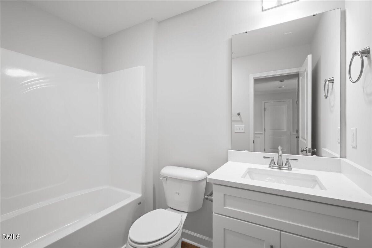 314 E Howard Street Property Photo 25