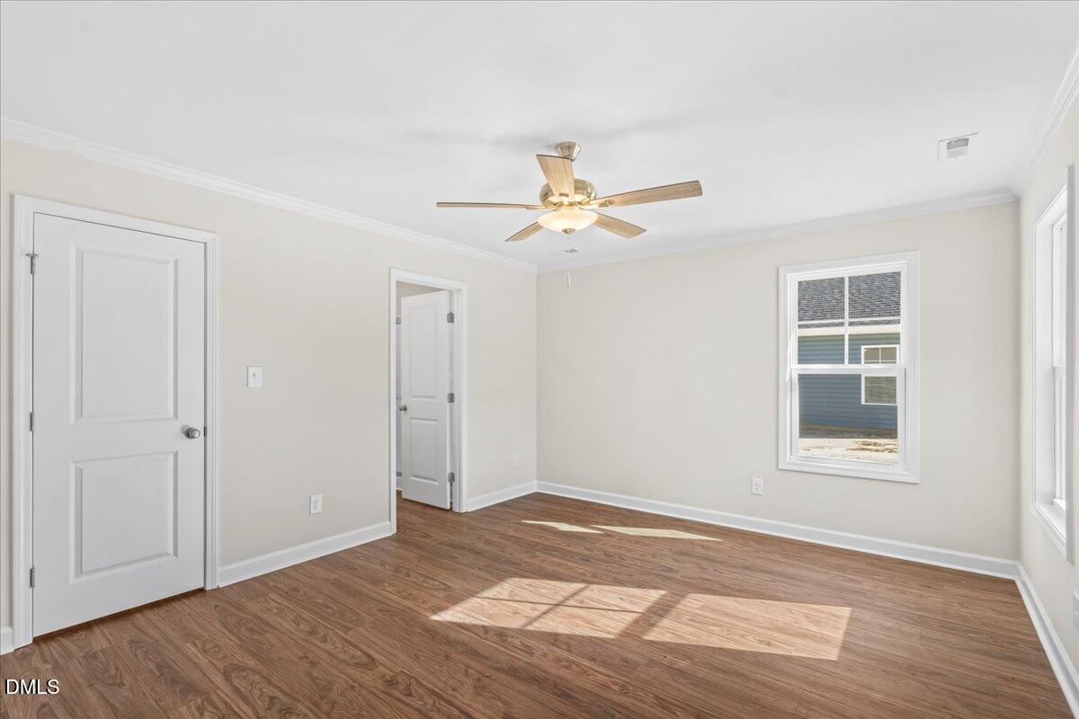 312 E Howard Street Property Photo 17