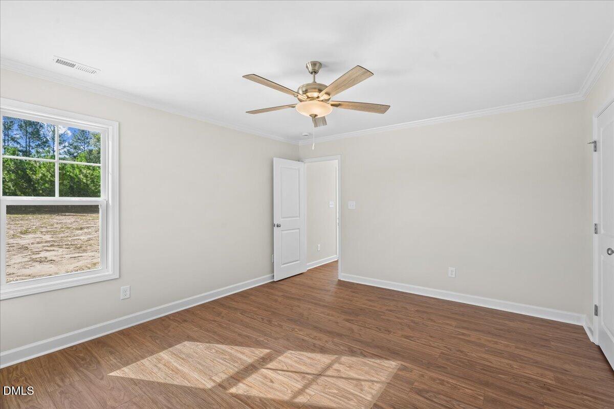 312 E Howard Street Property Photo 18