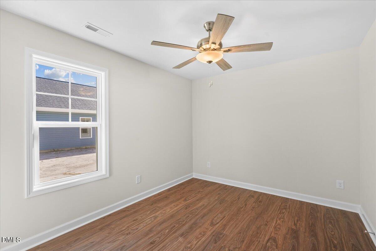 312 E Howard Street Property Photo 21
