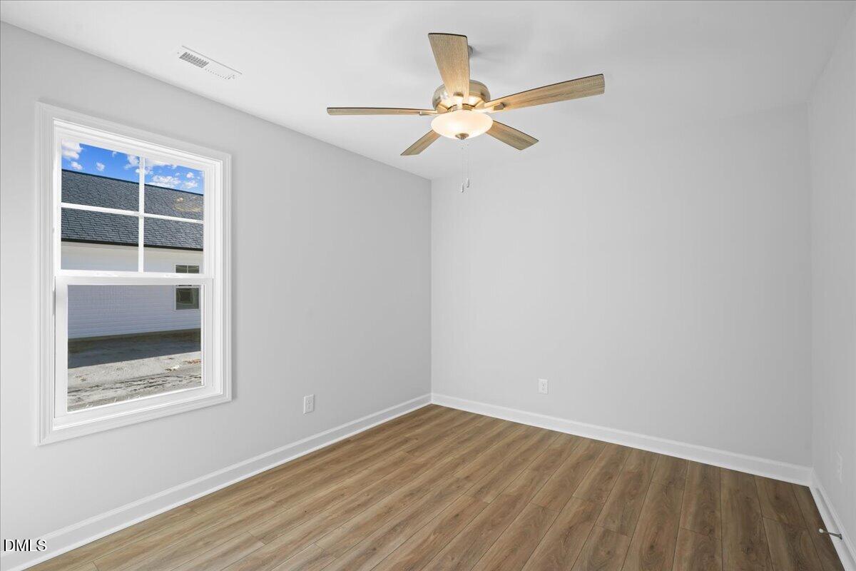 310 E Howard Street Property Photo 22
