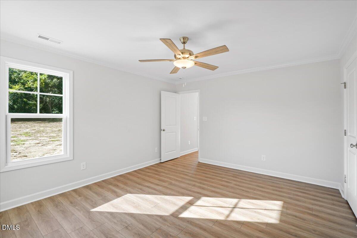 310 E Howard Street Property Photo 24