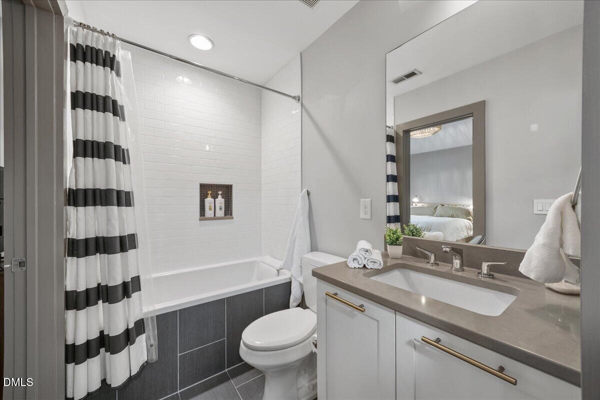 1306 Glenwood Avenue 101 Property Photo 24