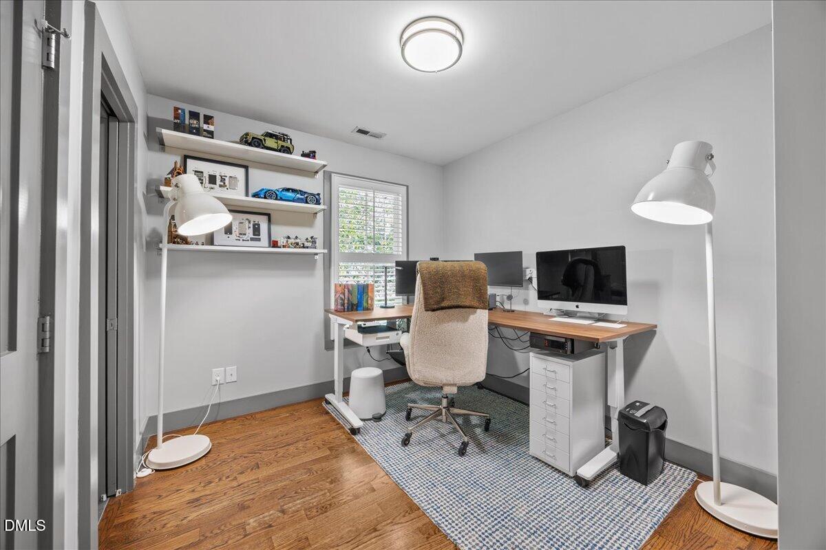 1306 Glenwood Avenue 101 Property Photo 25
