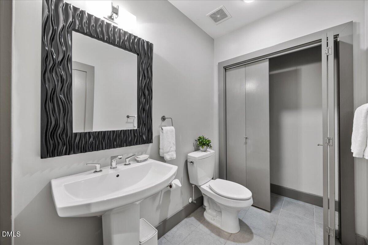 1306 Glenwood Avenue 101 Property Photo 30
