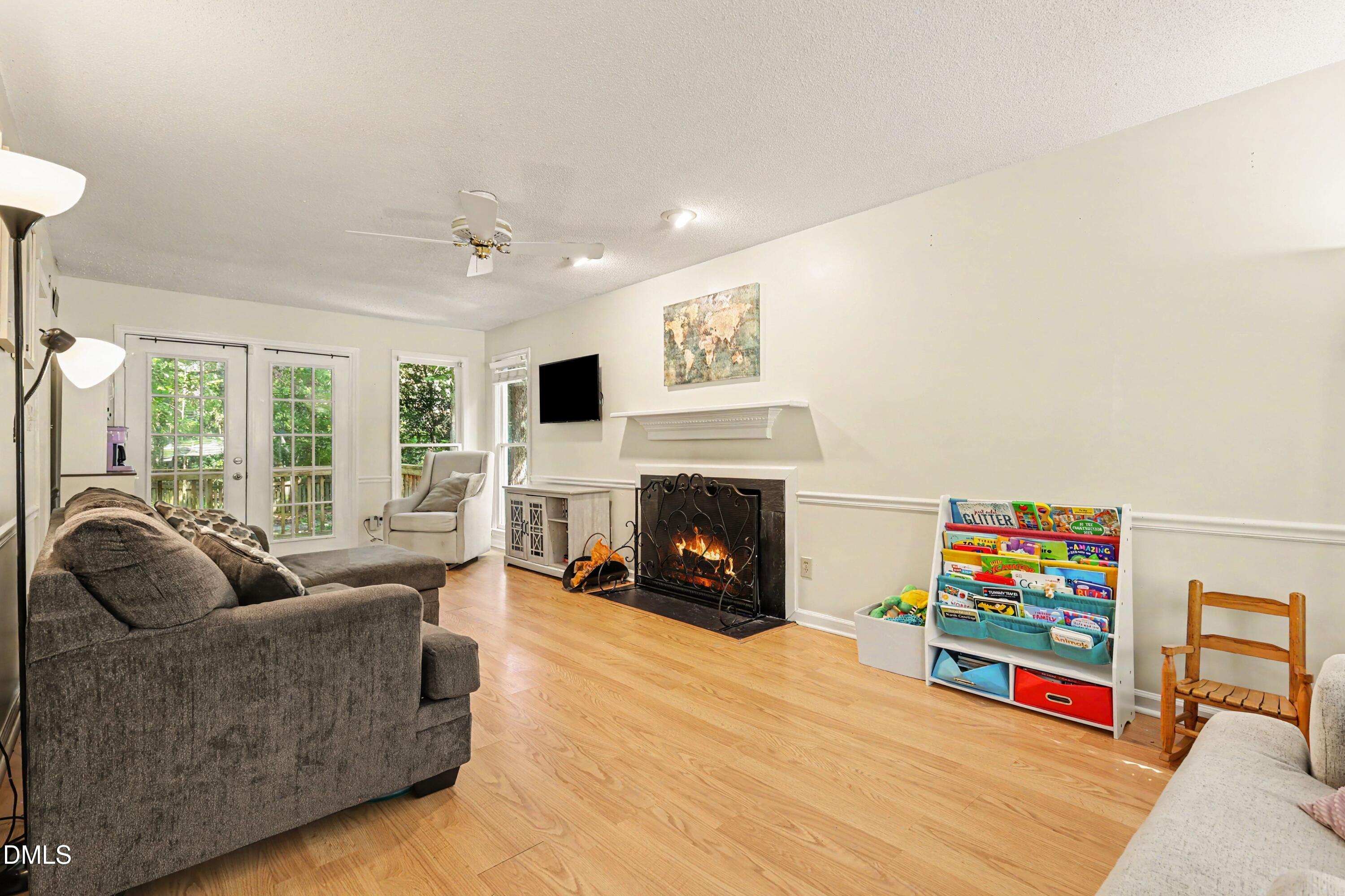 4605 Ellsmere Lane Property Photo 6