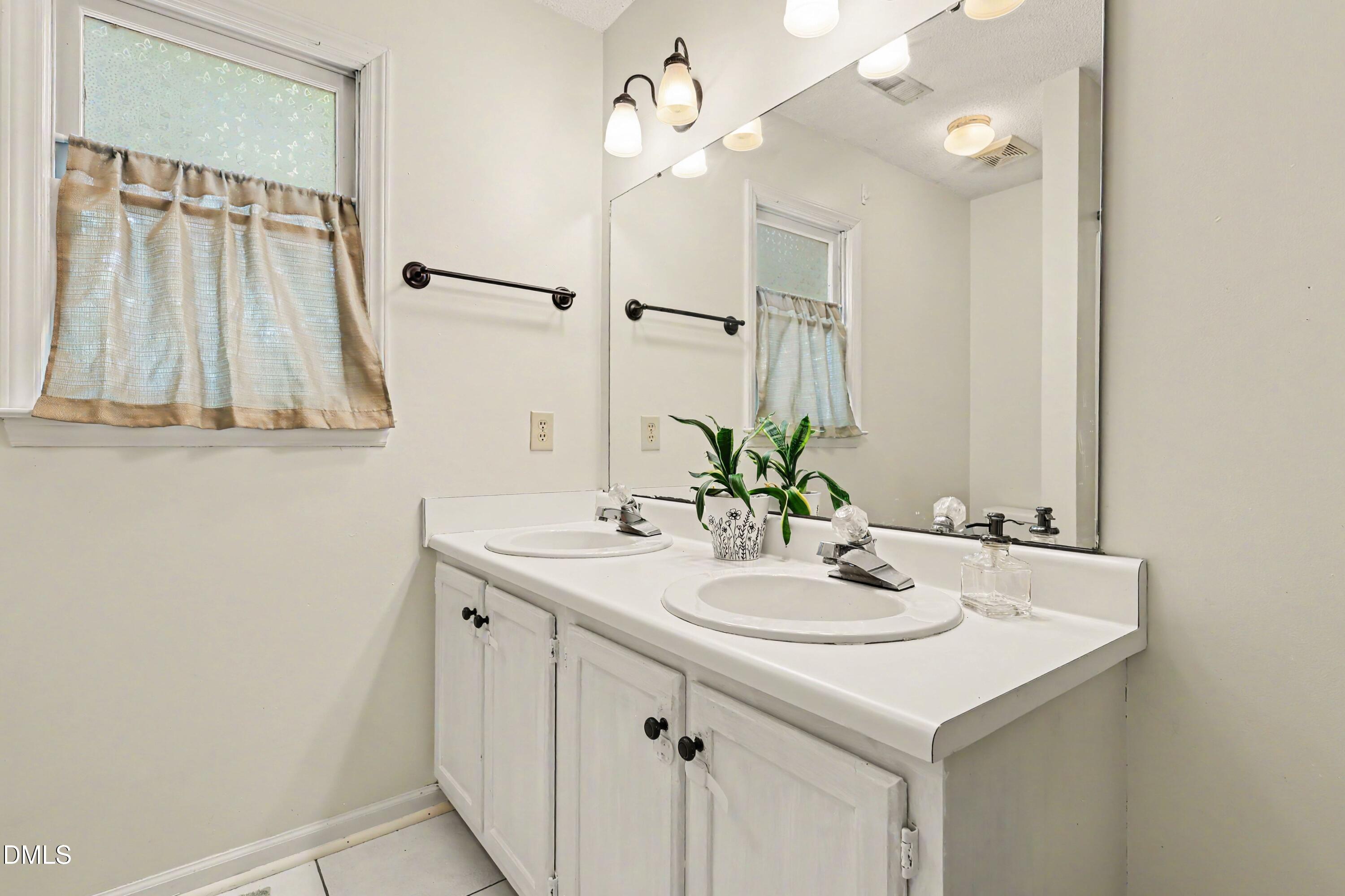 4605 Ellsmere Lane Property Photo 22