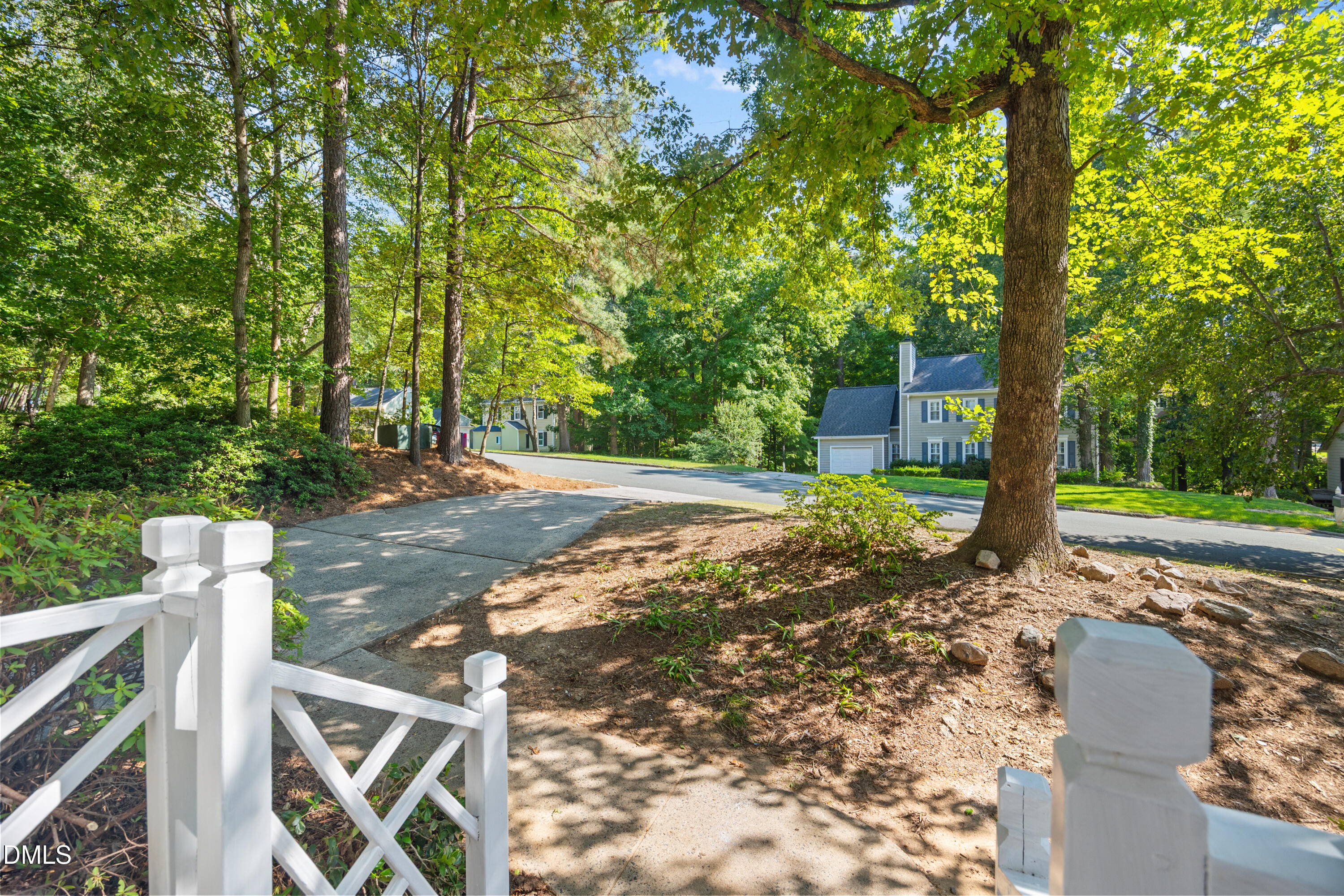 4904 Fortunes Ridge Drive Property Photo 4