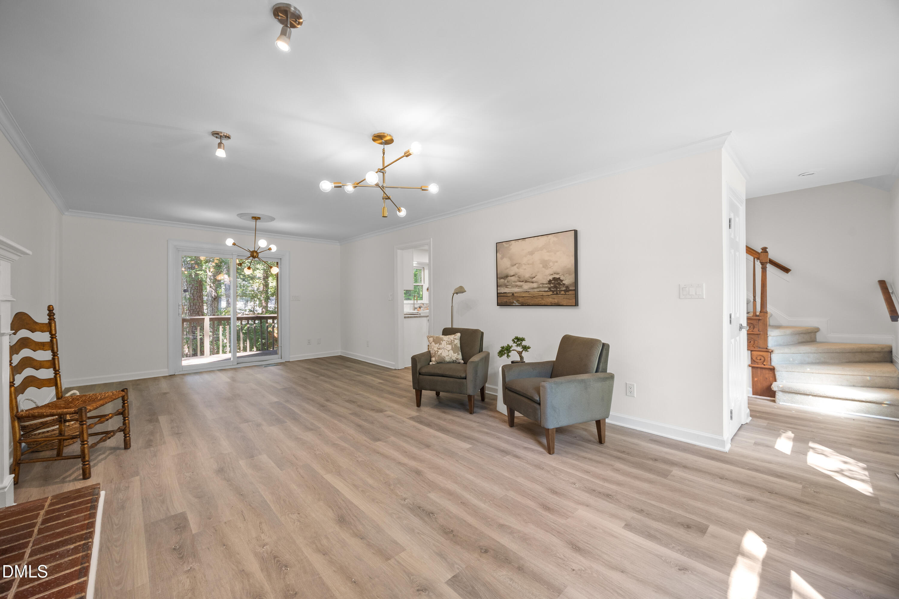 4904 Fortunes Ridge Drive Property Photo 8
