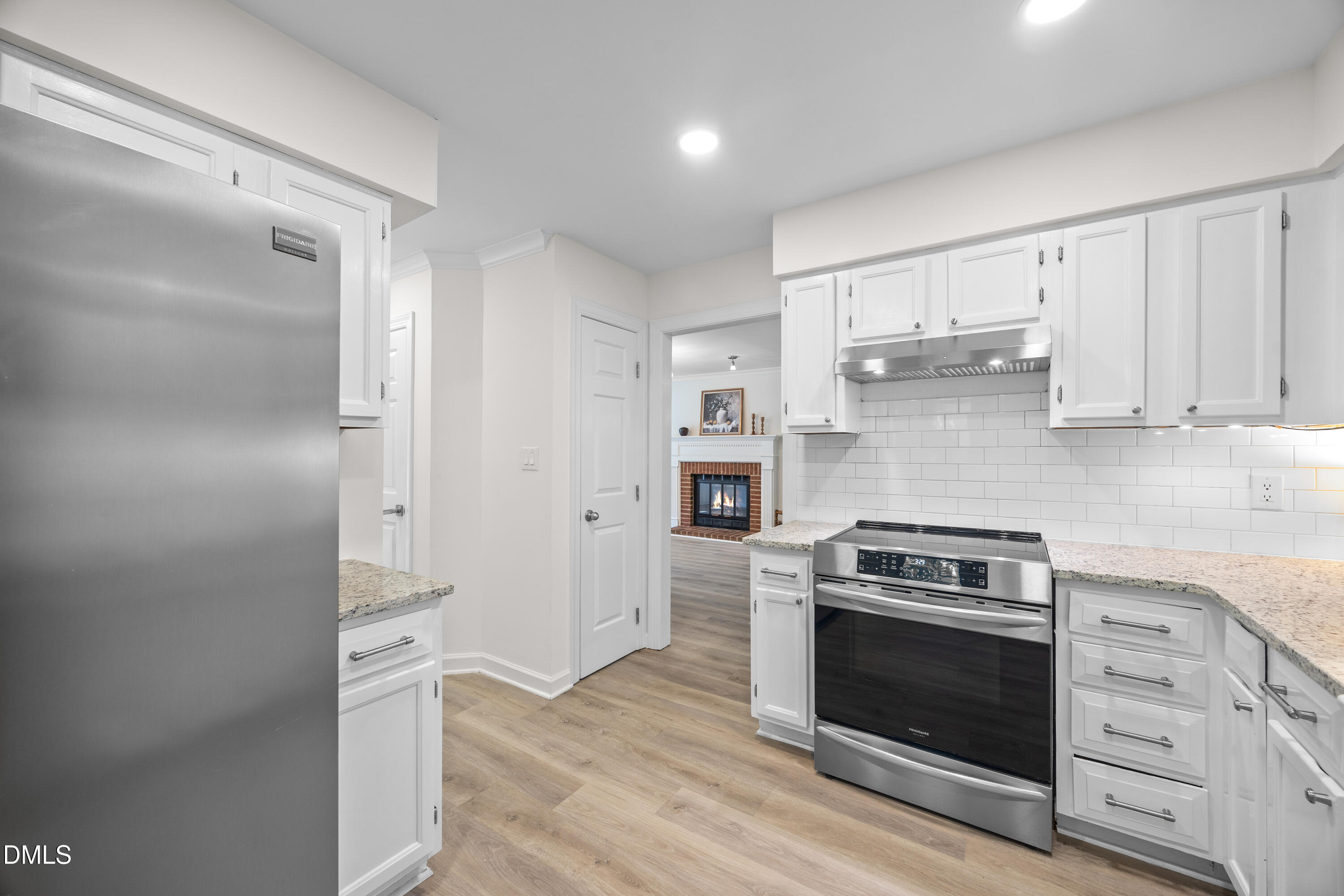 4904 Fortunes Ridge Drive Property Photo 15