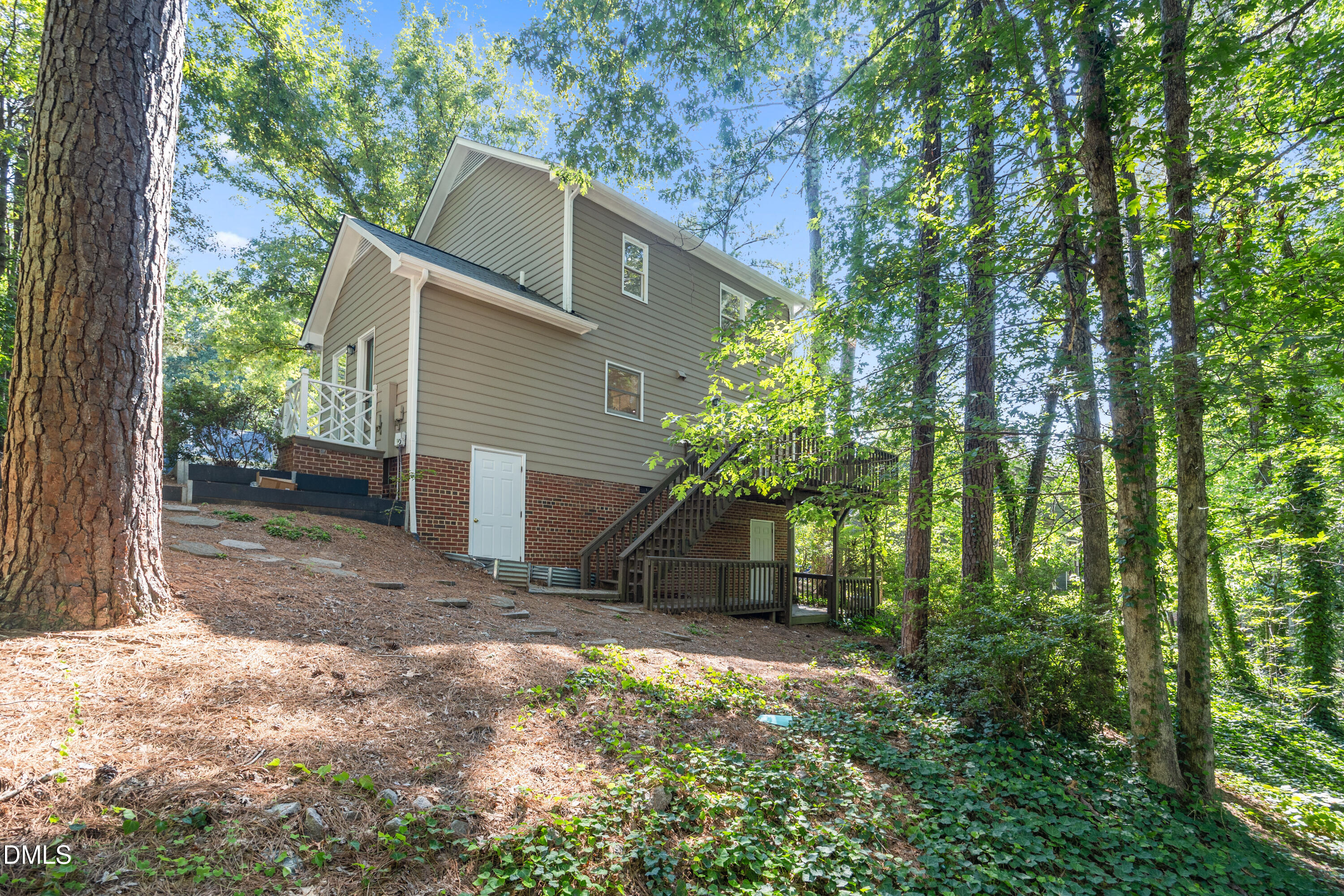 4904 Fortunes Ridge Drive Property Photo 37