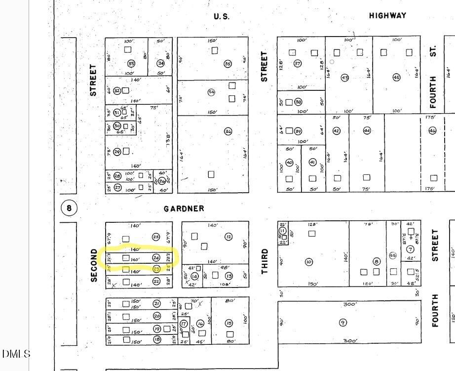 112 W 2nd Street Property Photo 8