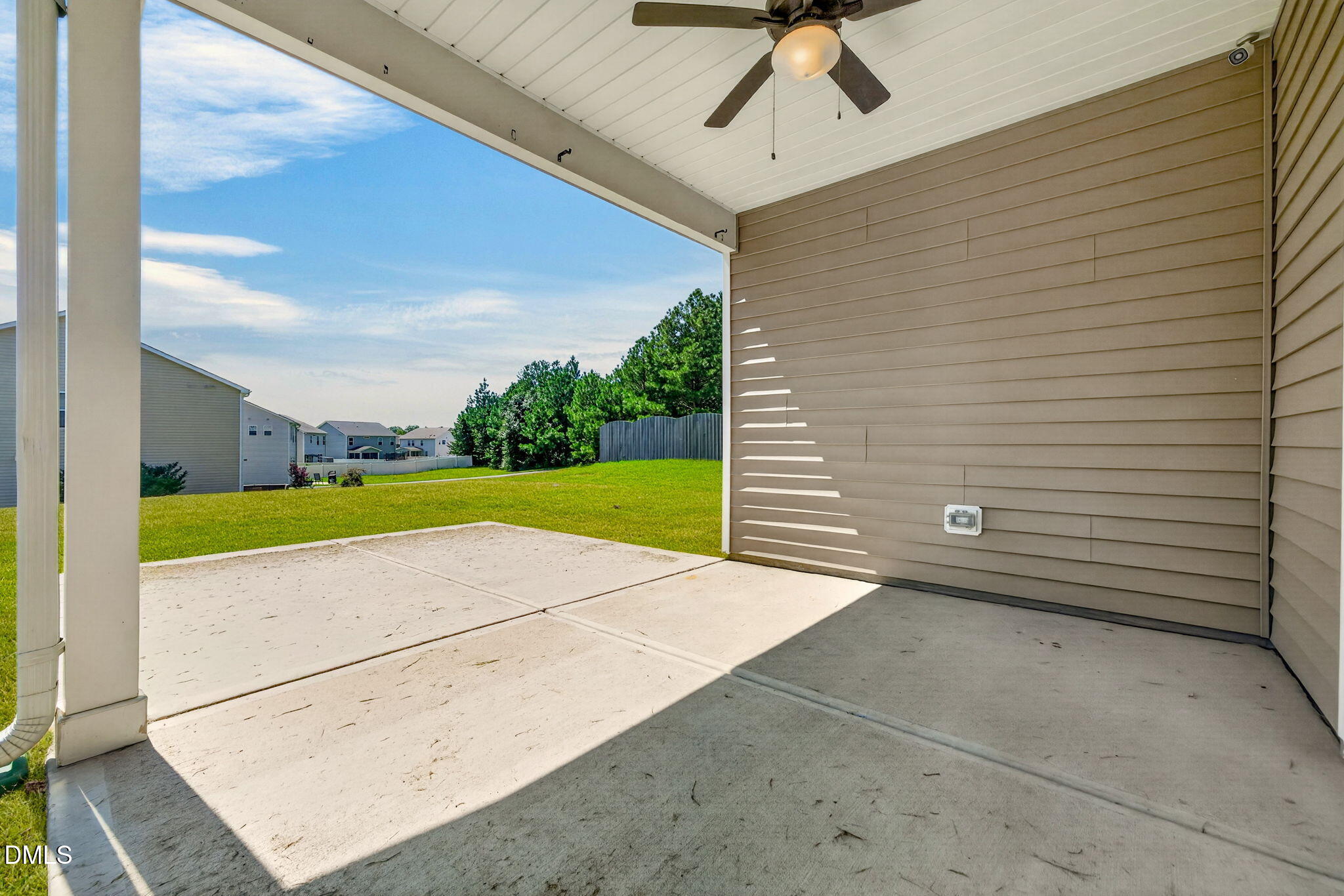 609 Crestdale Drive Property Photo 10