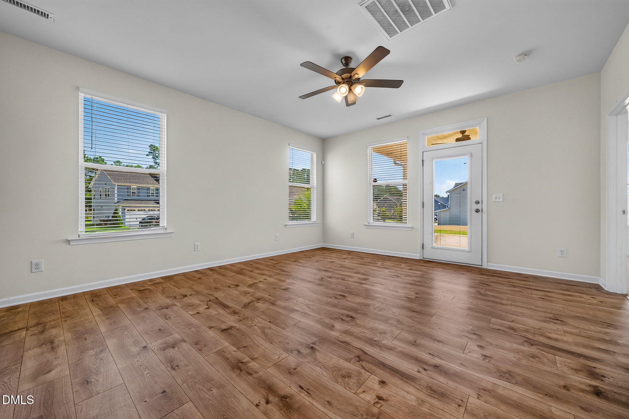 609 Crestdale Drive Property Photo 15