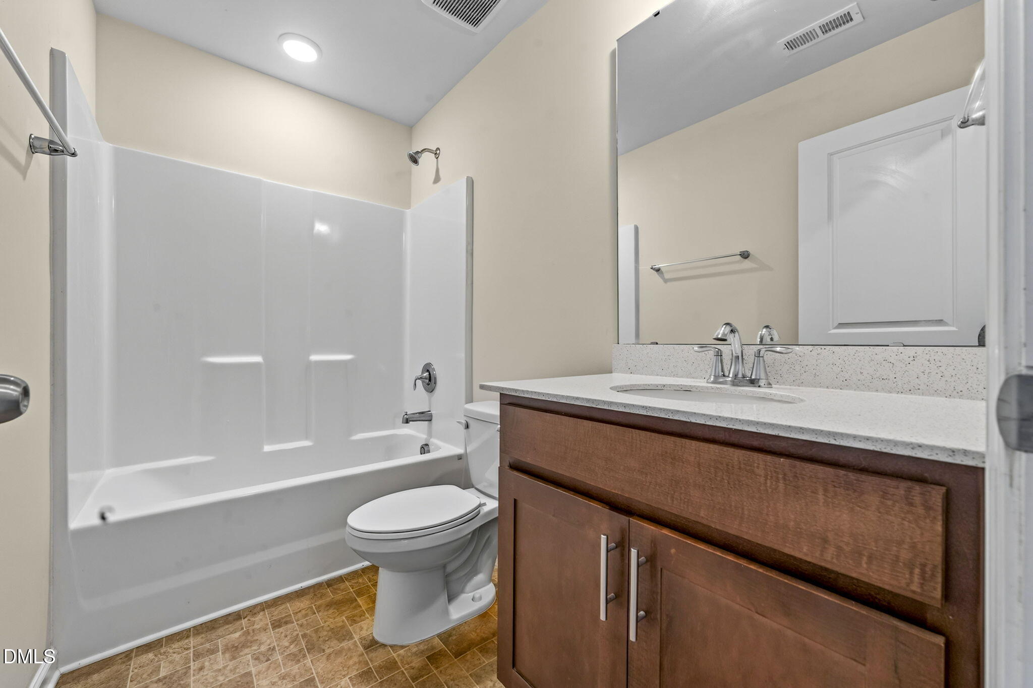 609 Crestdale Drive Property Photo 30