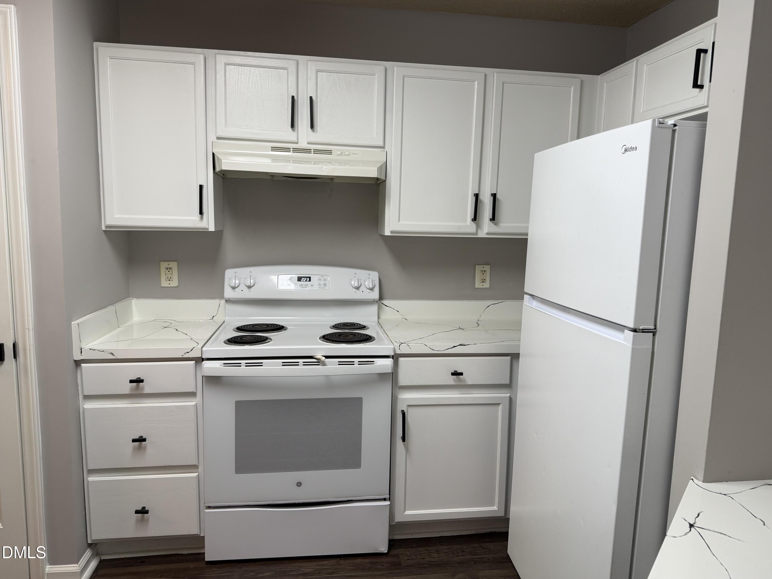 2201 Mountain Mist Court 302 Property Photo 8