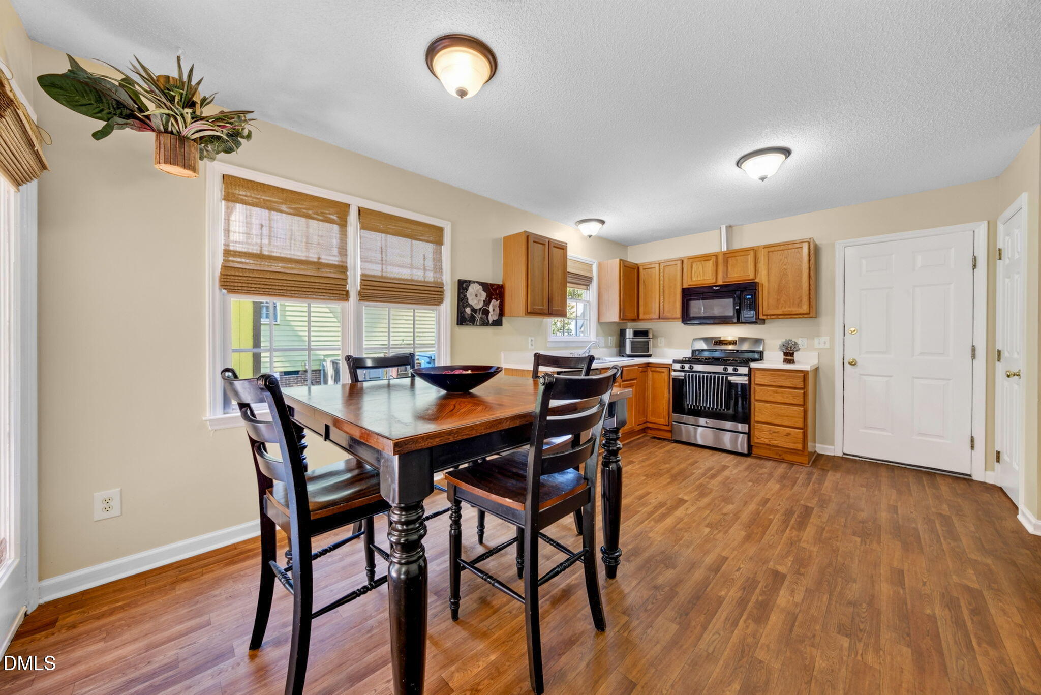 4512 Lazyriver Drive Property Photo 25