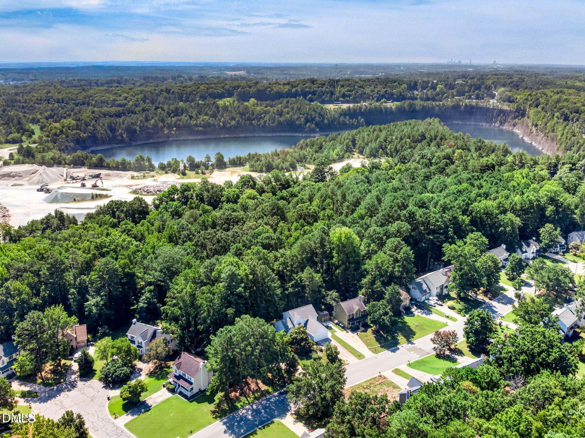 4512 Lazyriver Drive Property Photo 43