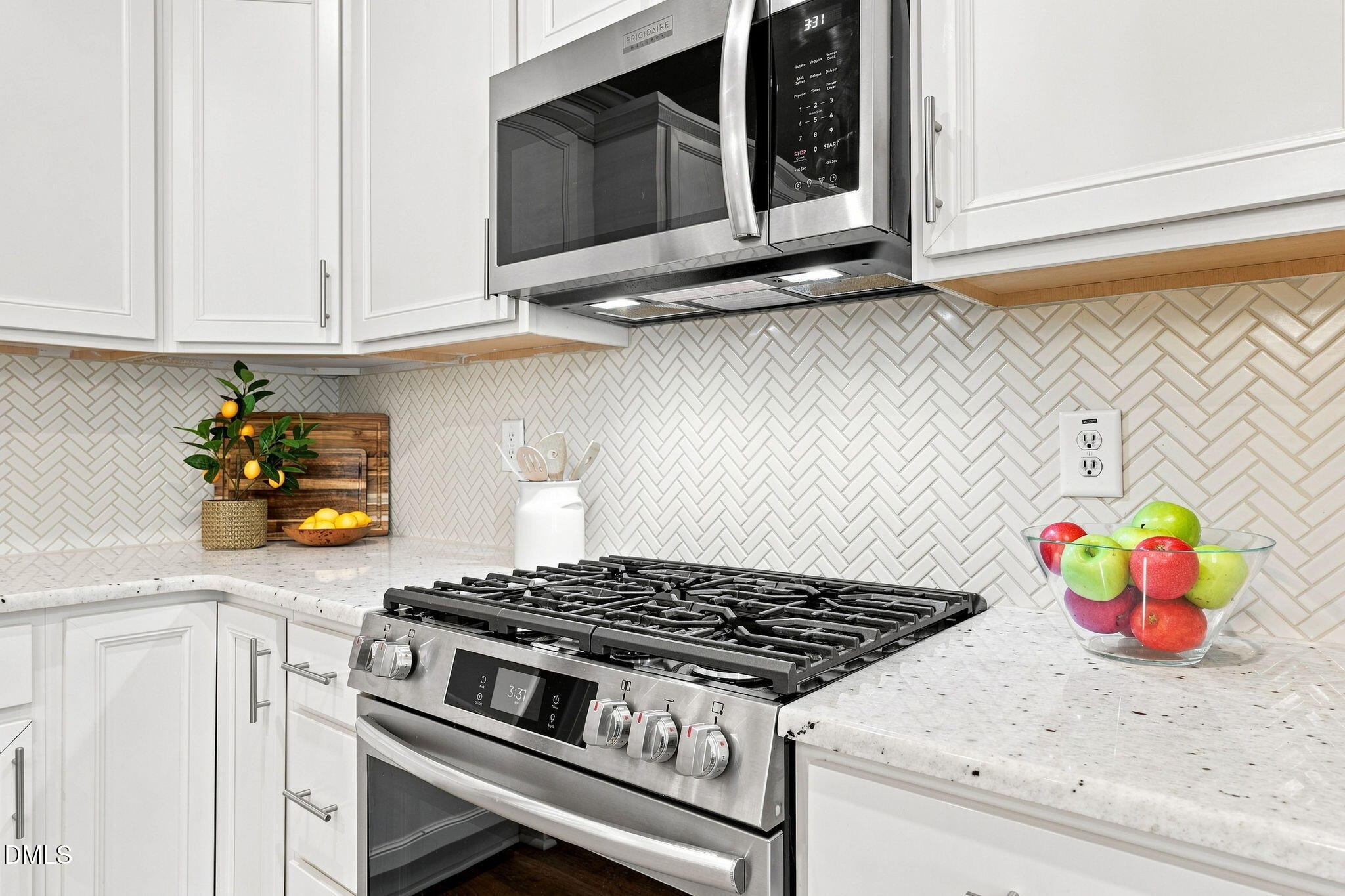 256 Shingle Oak Road Property Photo 4