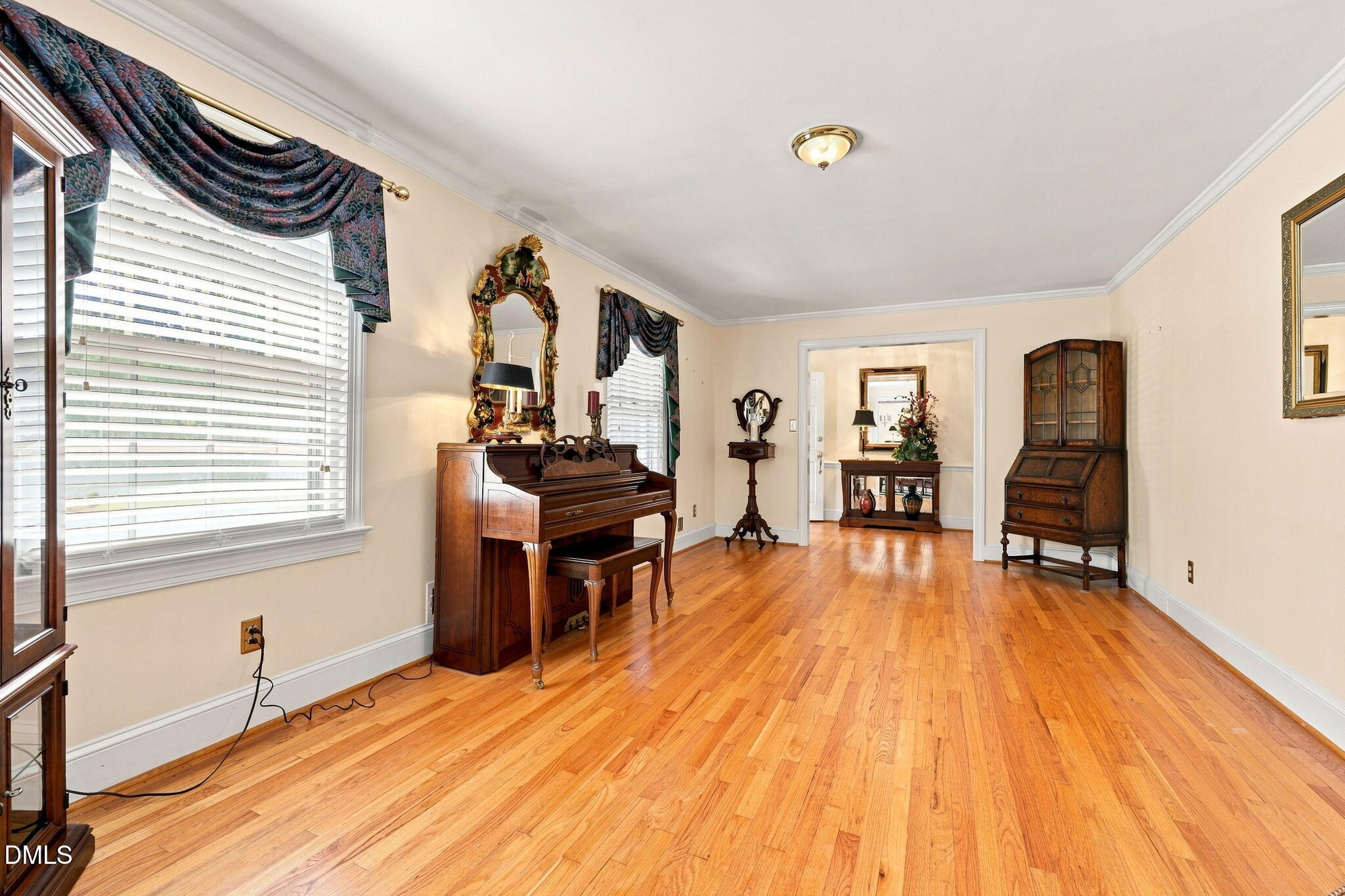 6709 Candlewood Drive Property Photo 8