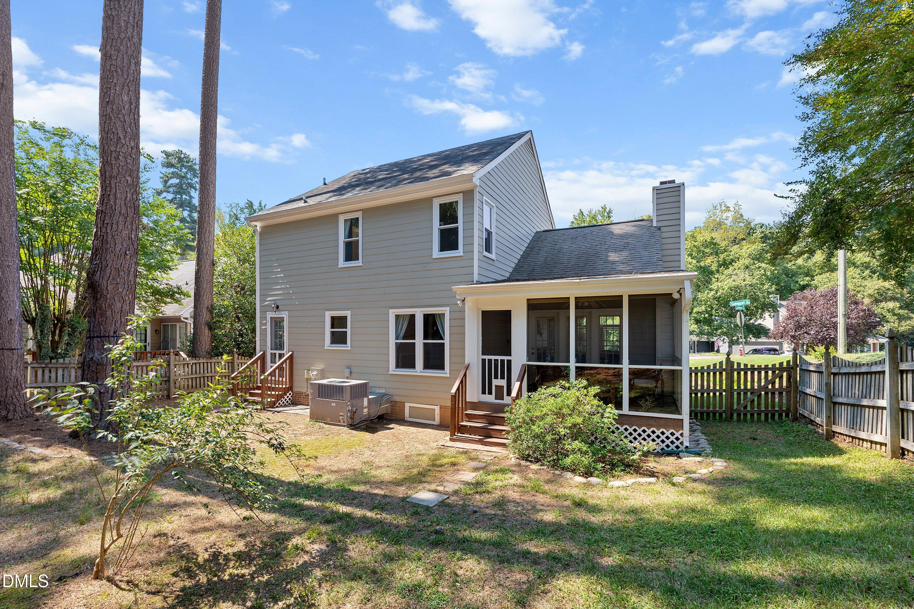 101 Gatepost Lane Property Photo 8
