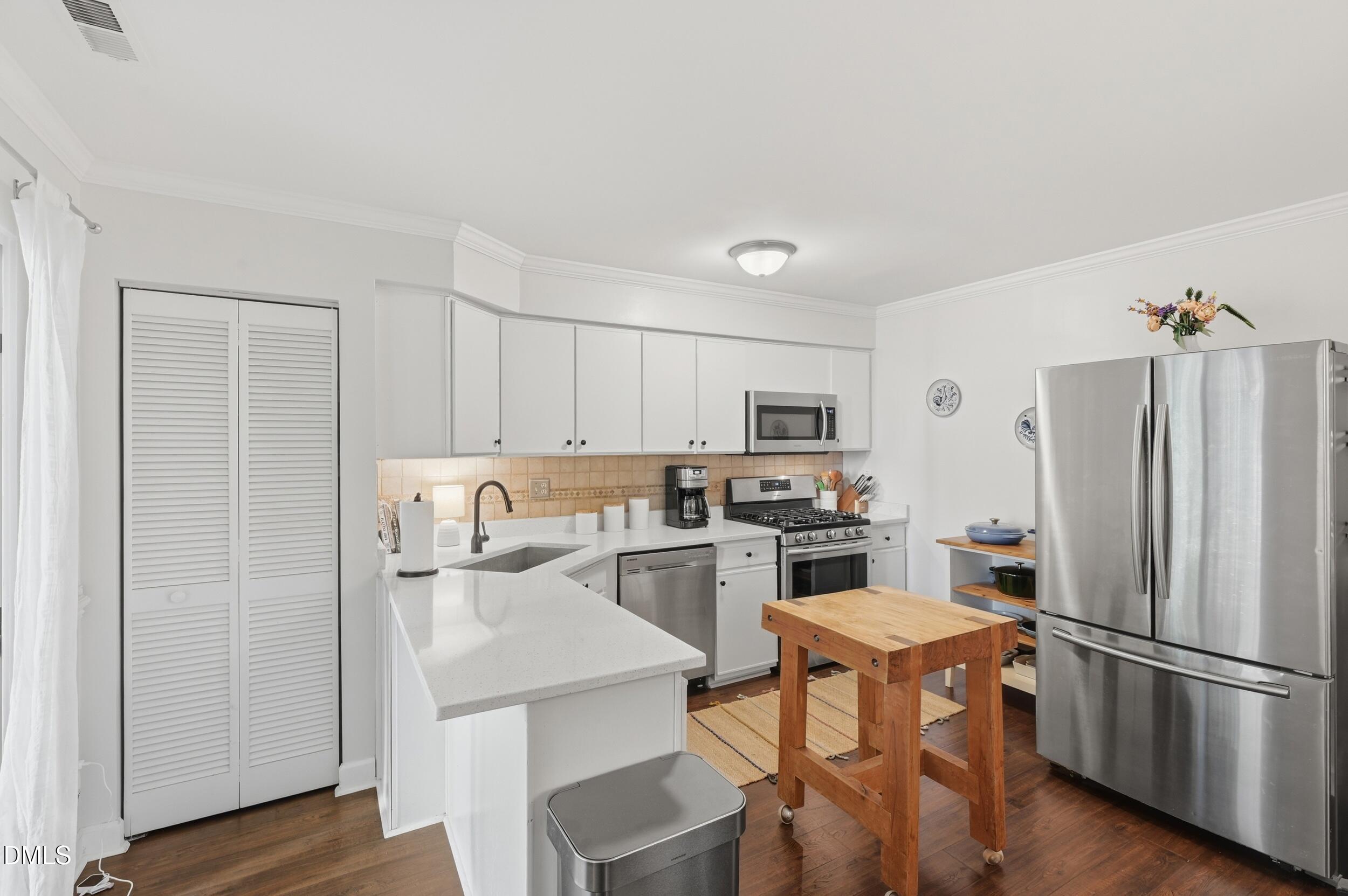 411 Summerwalk Circle 411 Property Photo 12