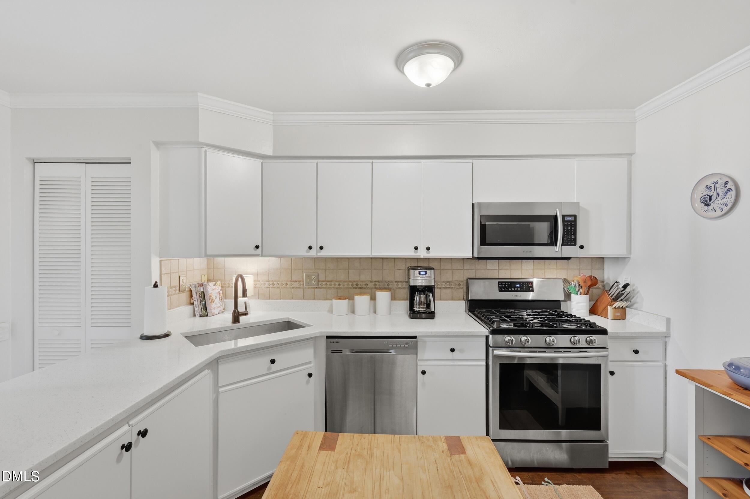 411 Summerwalk Circle 411 Property Photo 13