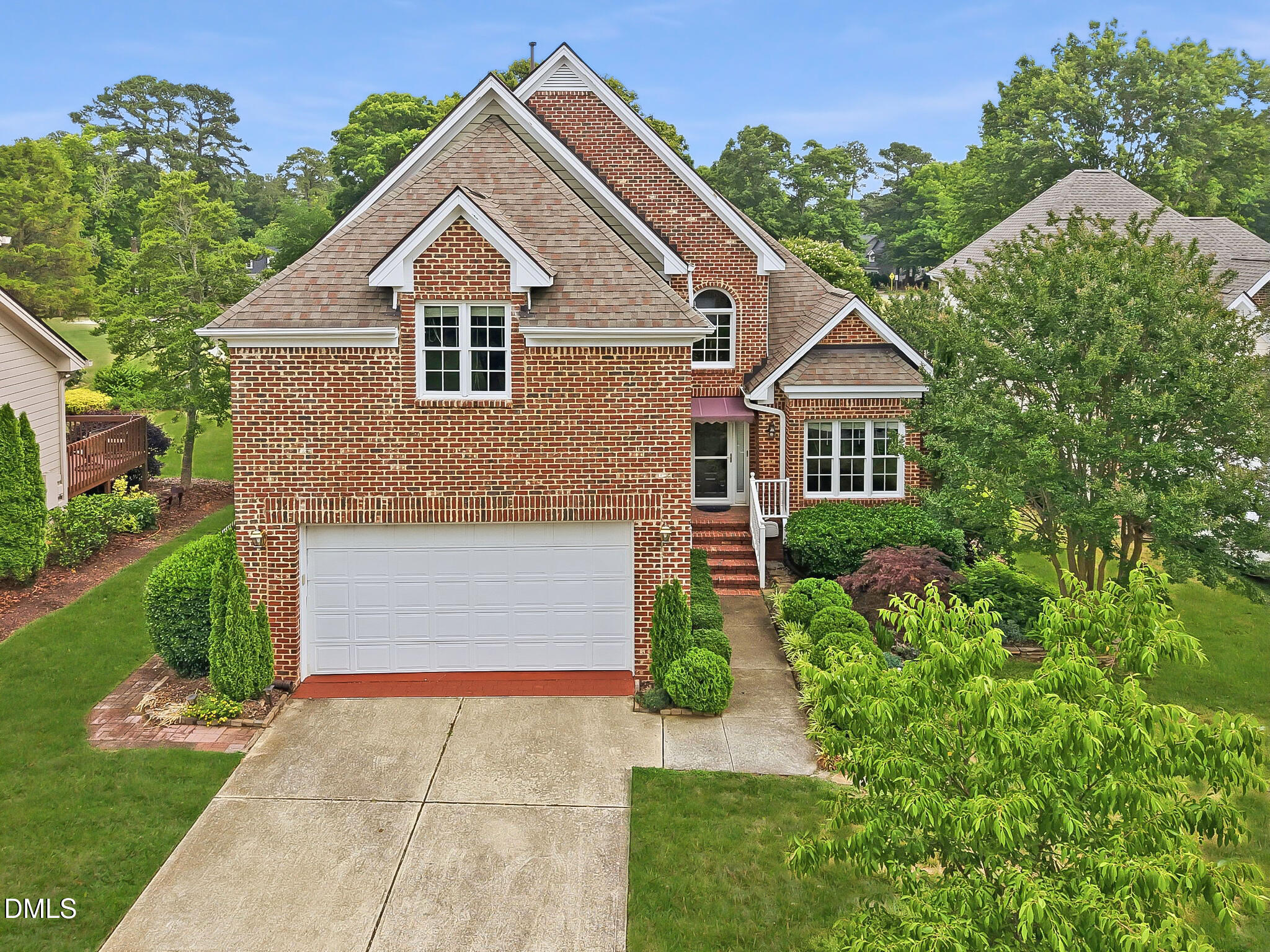 2912 Hawtree Drive Property Photo 1