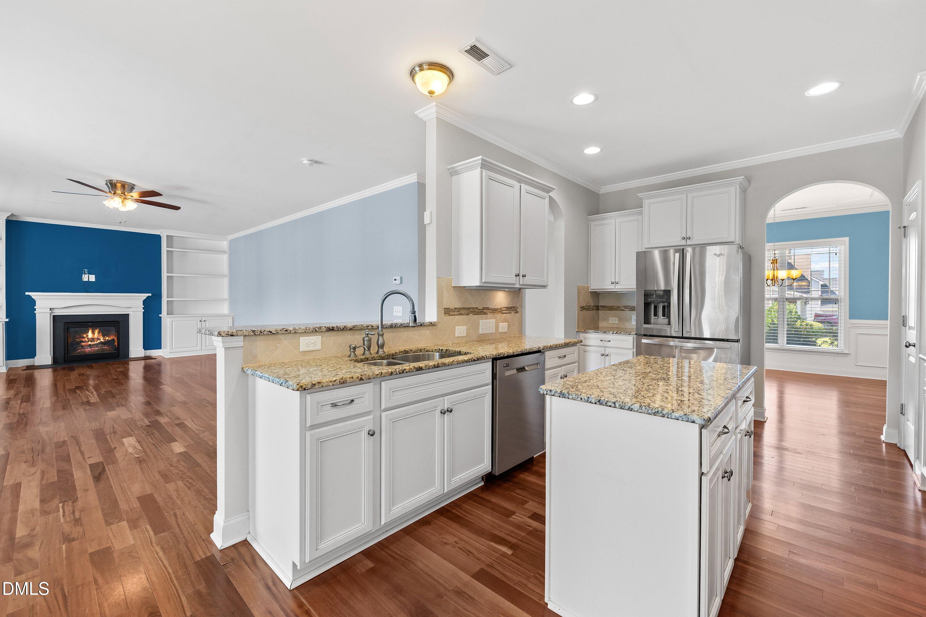 6201 Hirondelle Court Property Photo 10