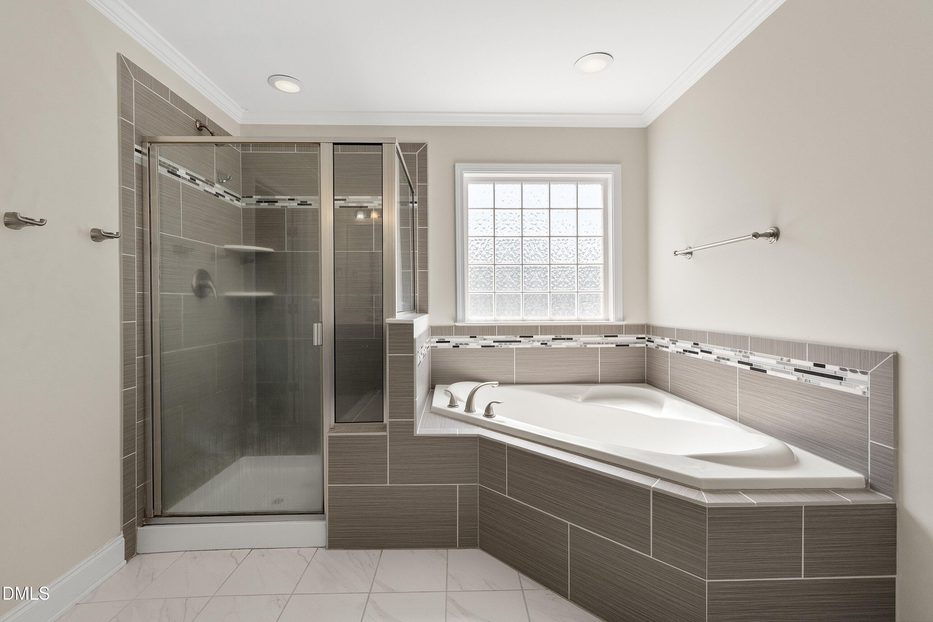 6201 Hirondelle Court Property Photo 27