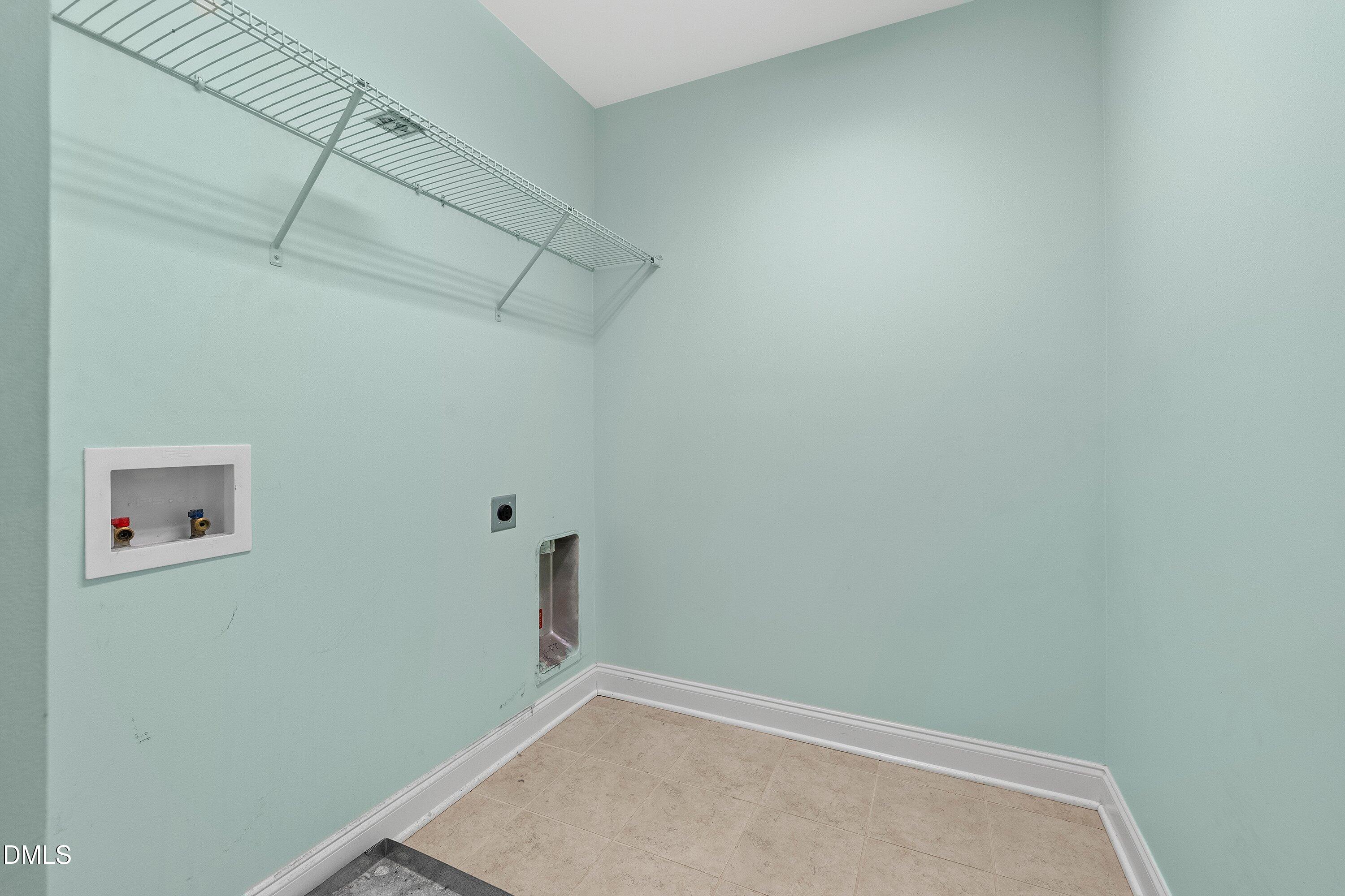 6201 Hirondelle Court Property Photo 35