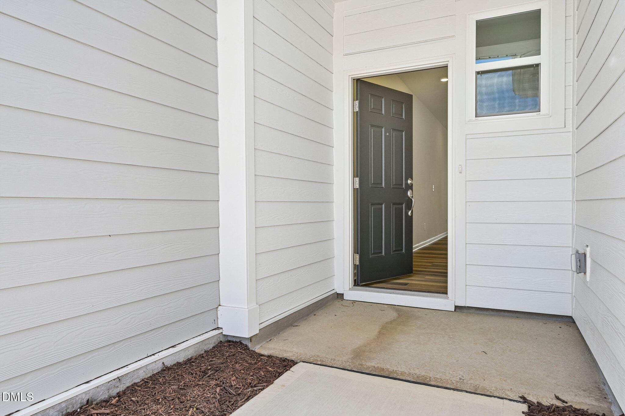 2020 Oakdale Drive Property Photo 2