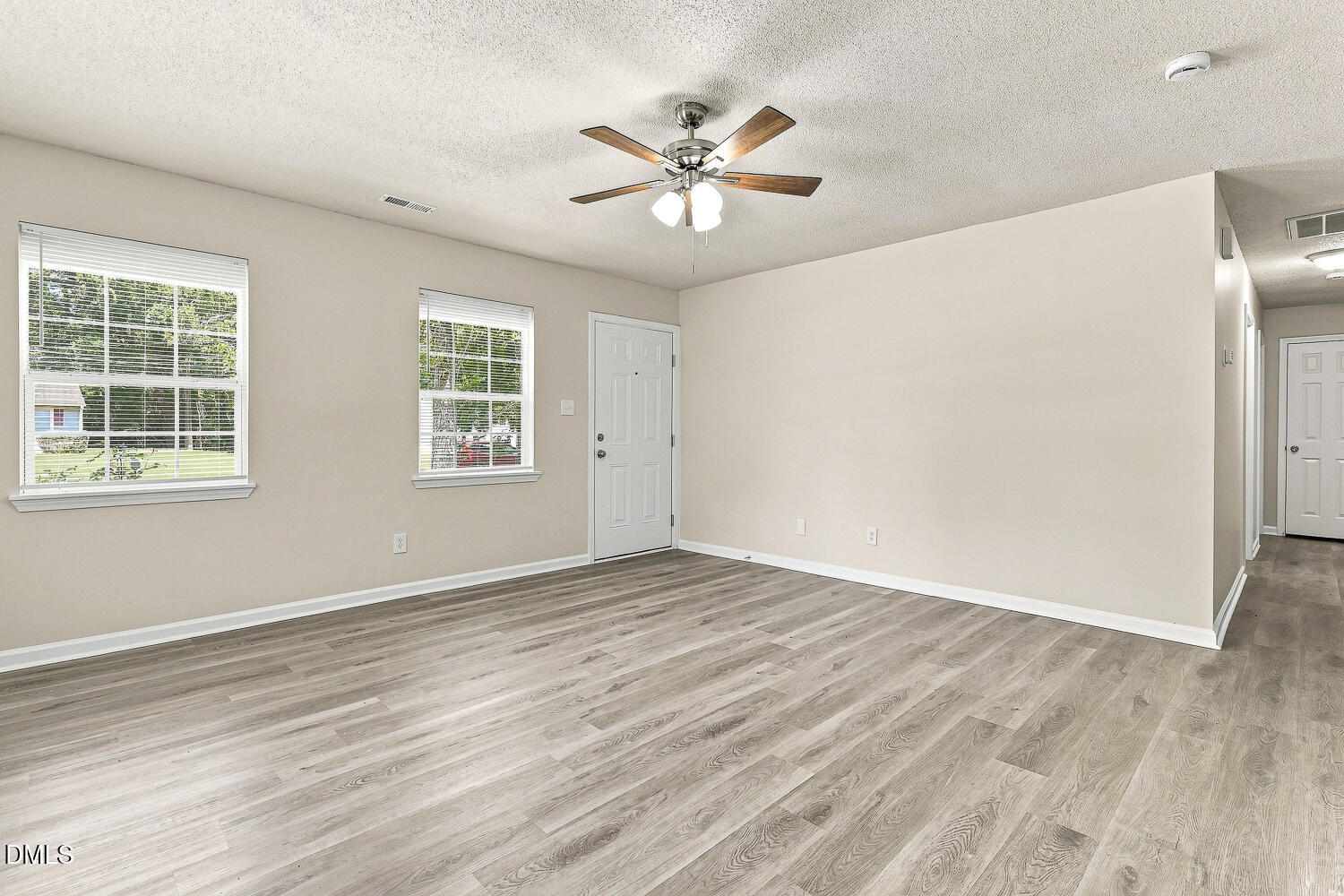 806 Felicia Street Property Photo 6