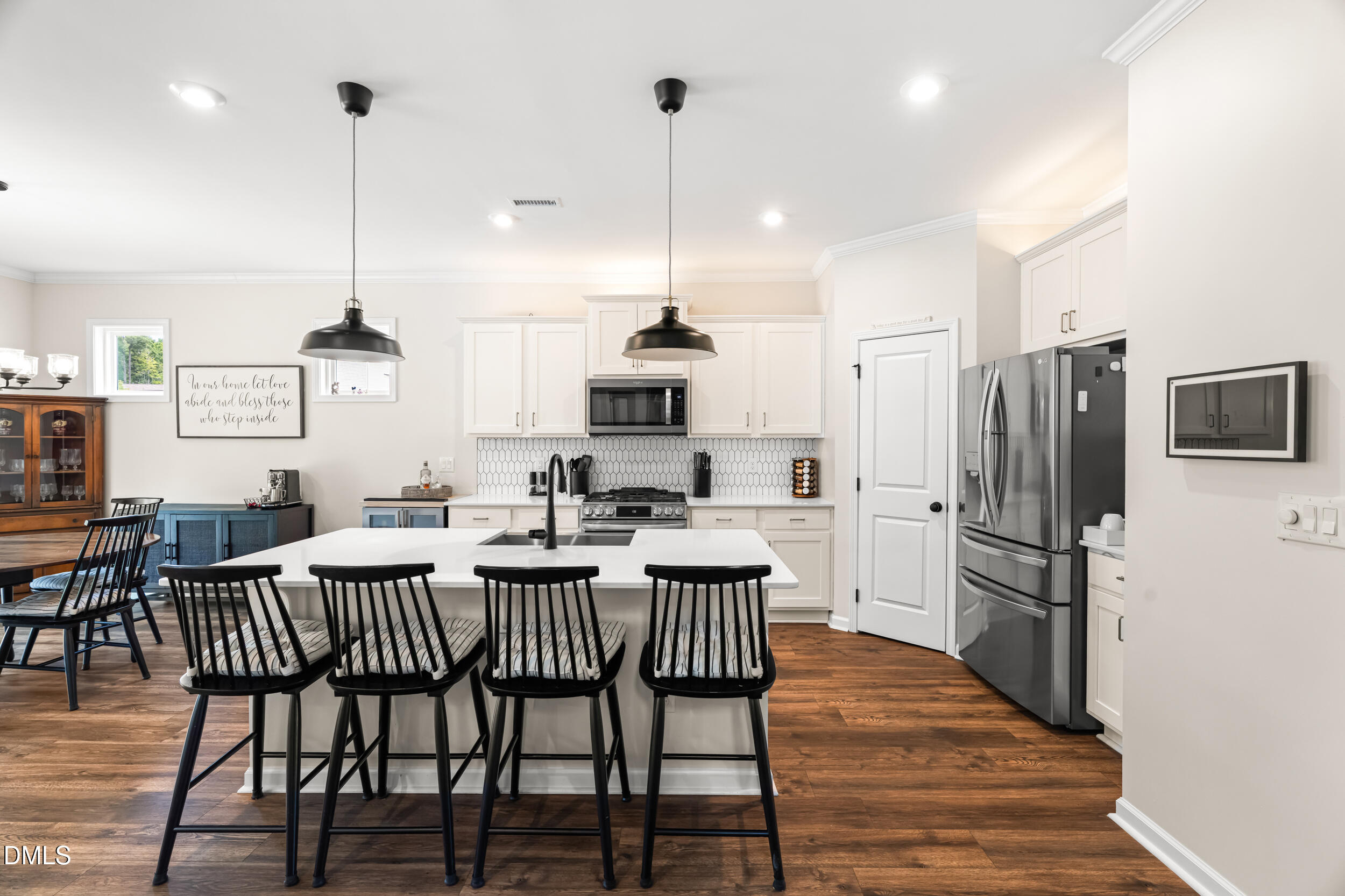 100 Capanne Court Property Photo 10