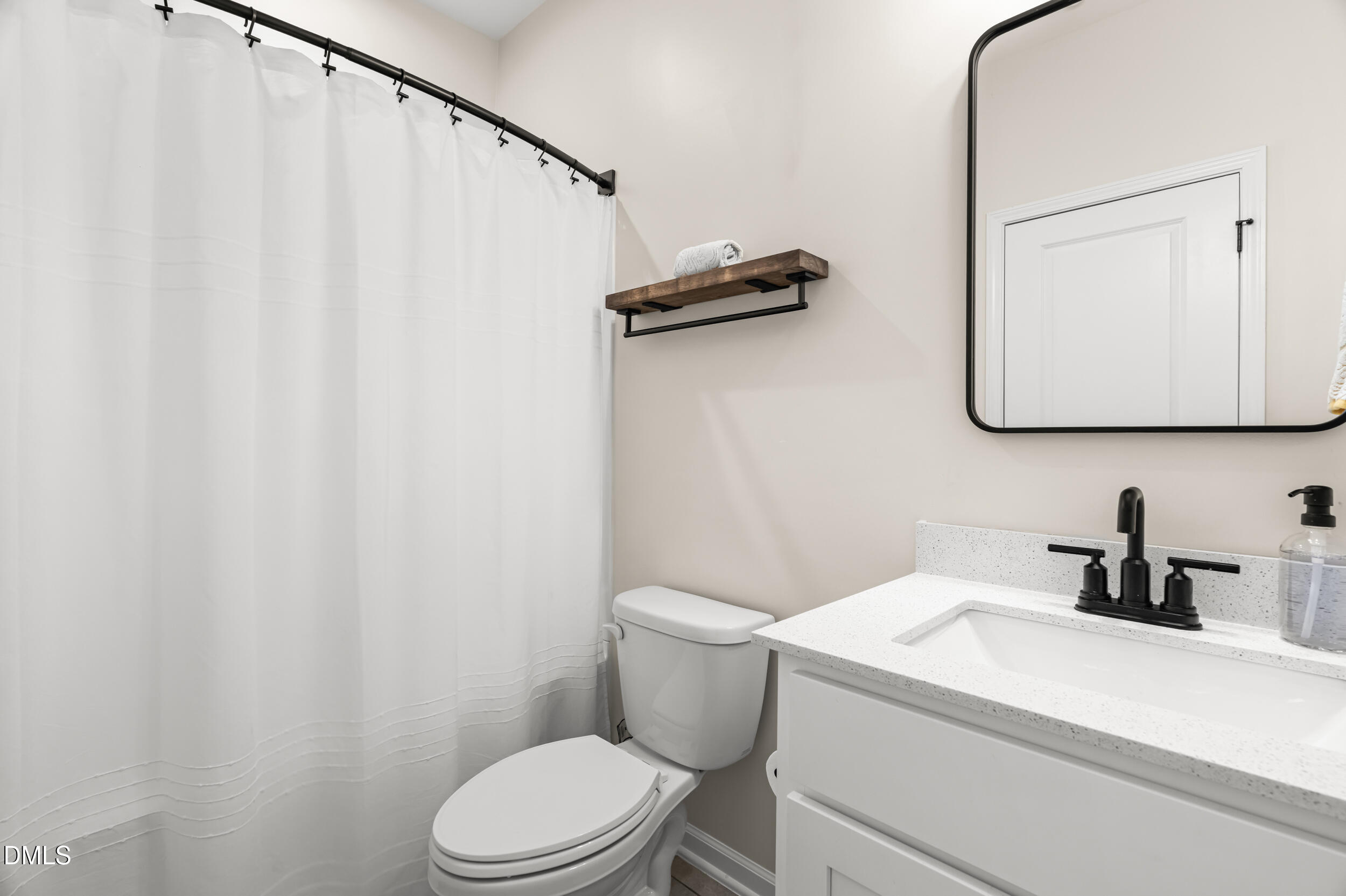 100 Capanne Court Property Photo 27