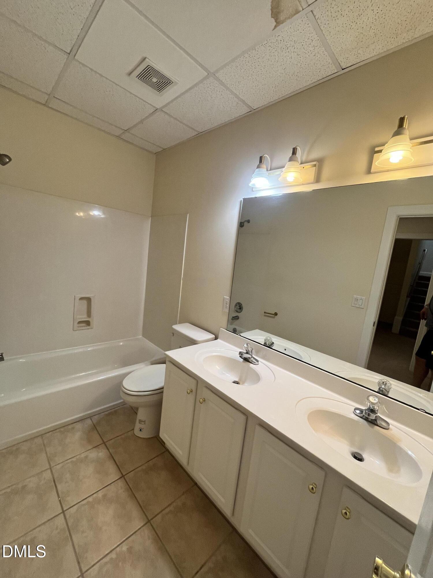 206 Wendover Lane Property Photo 26