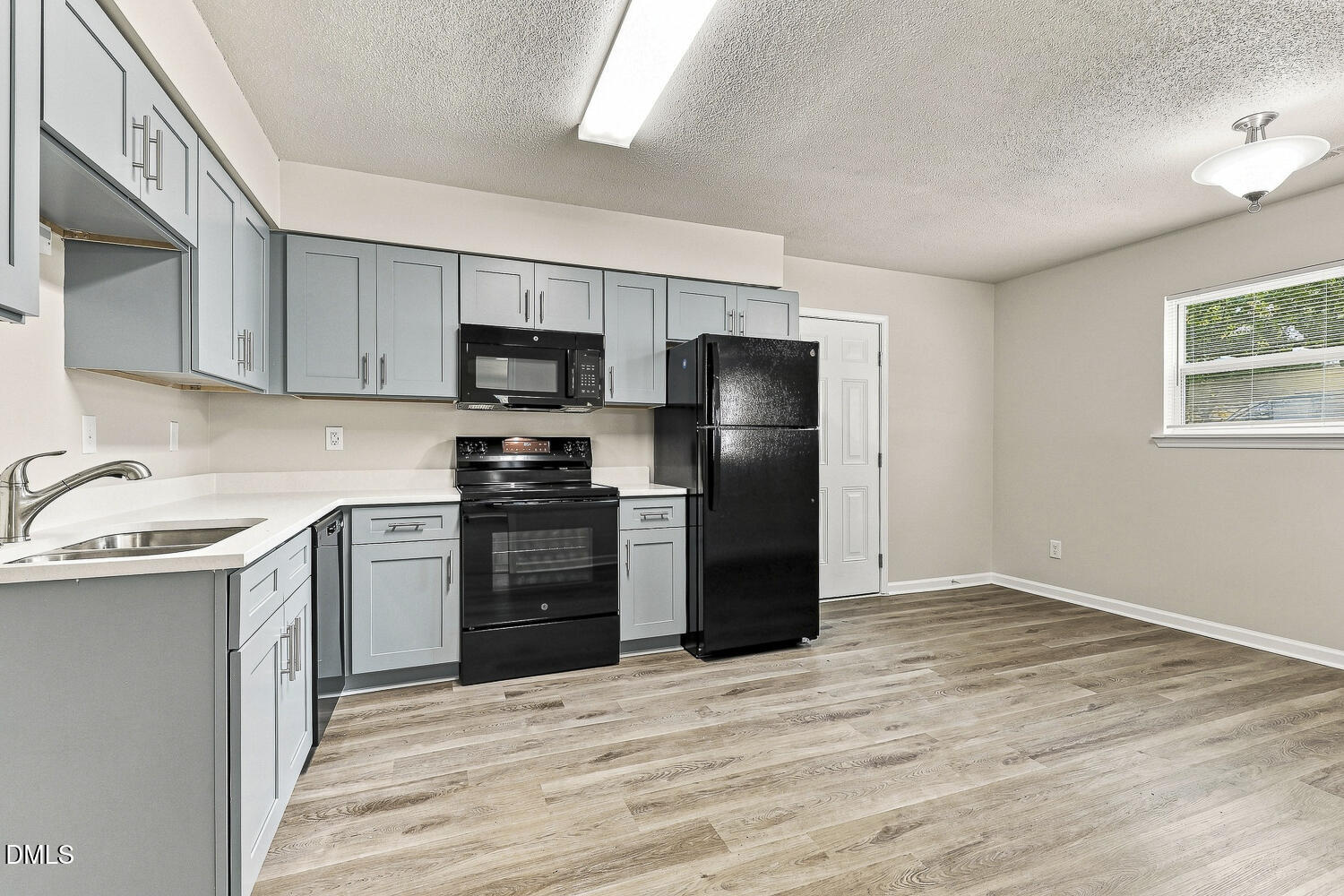810 Felicia Street Property Photo 10