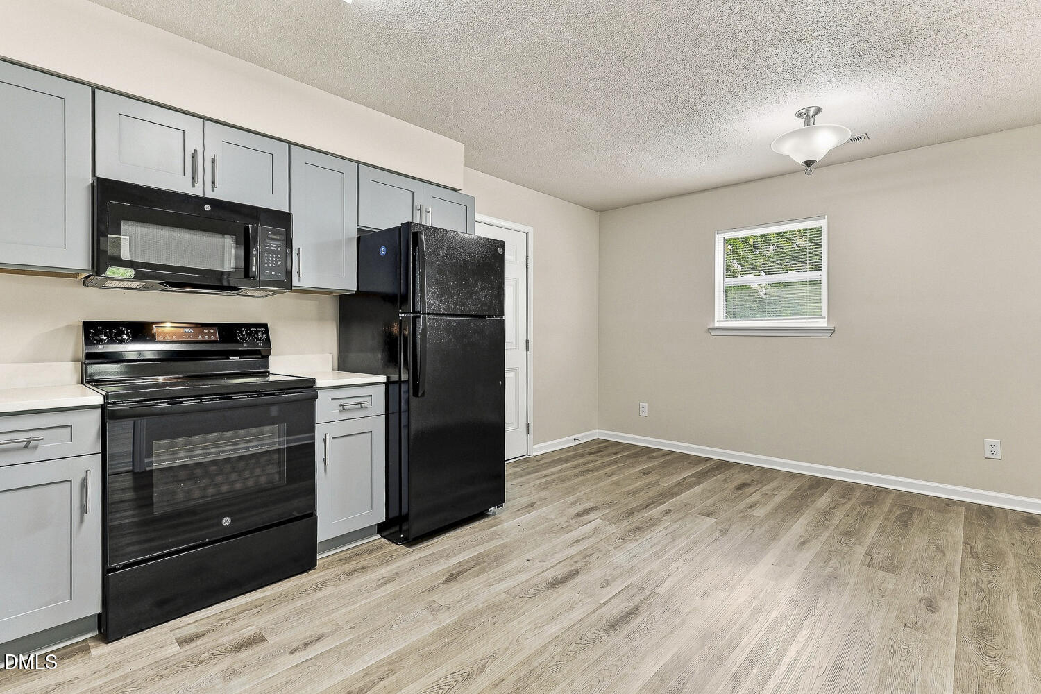 810 Felicia Street Property Photo 11